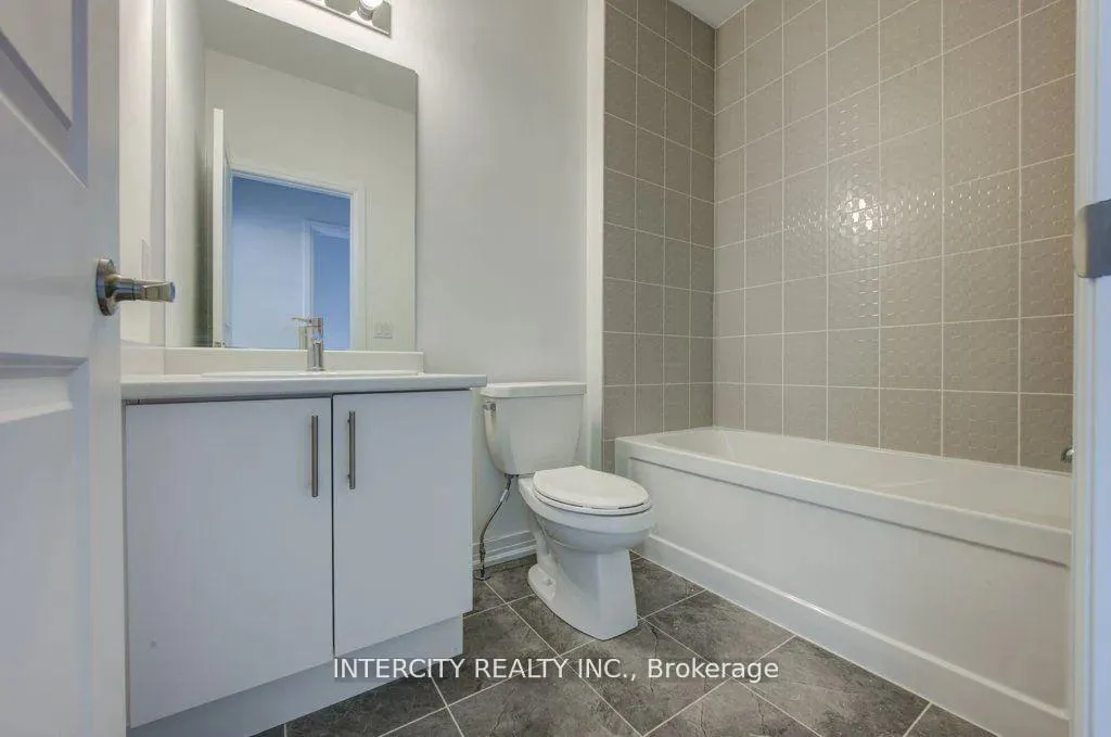 Photo 31 of 78 Sidney Rose Common N, St. Catharines, Glendale/Glenridge — HOMEH