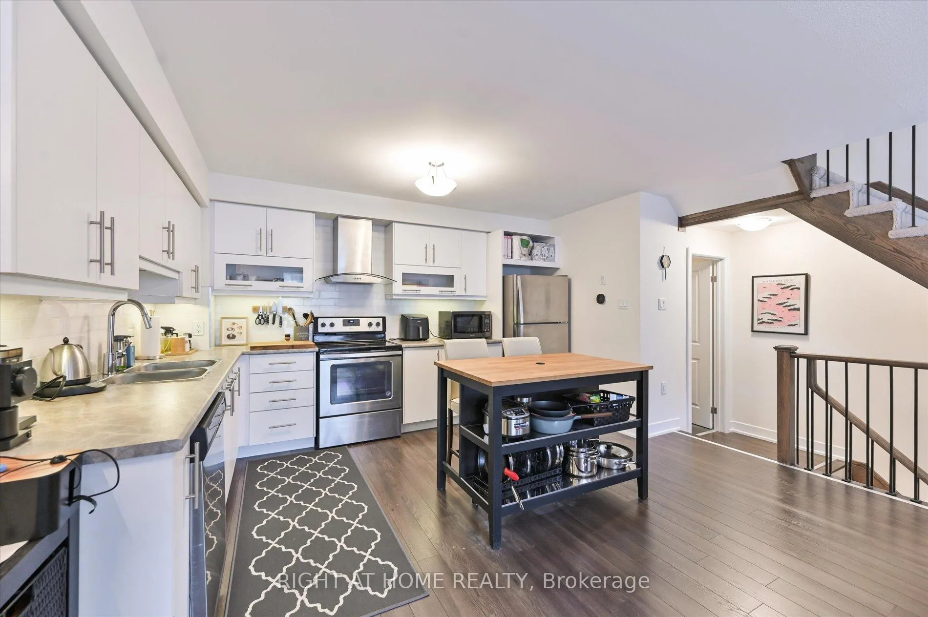 Photo 9 of 28 Pallock Hill Way, Whitby, Pringle Creek — HOMEH