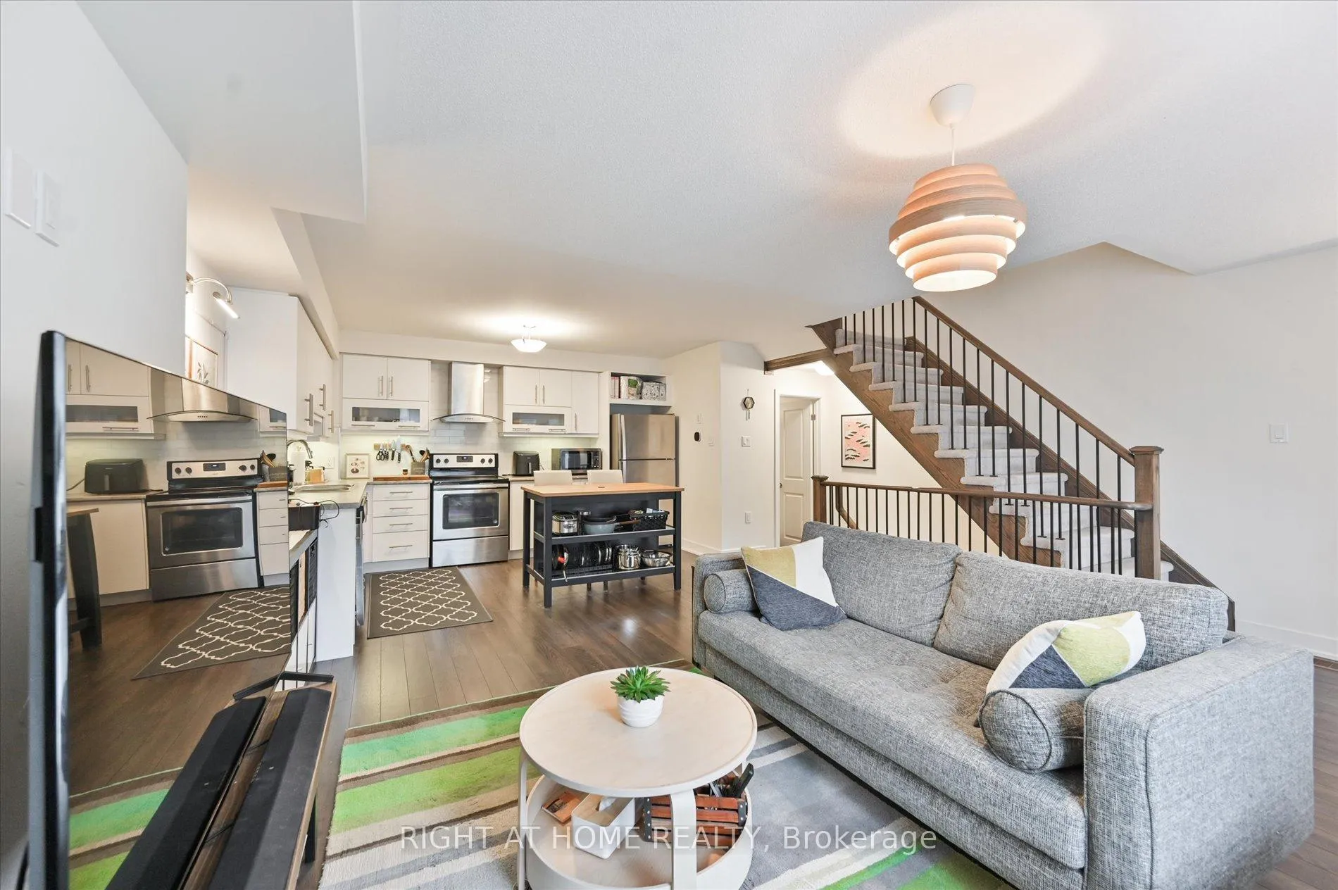 Photo 15 of 28 Pallock Hill Way, Whitby, Pringle Creek — HOMEH