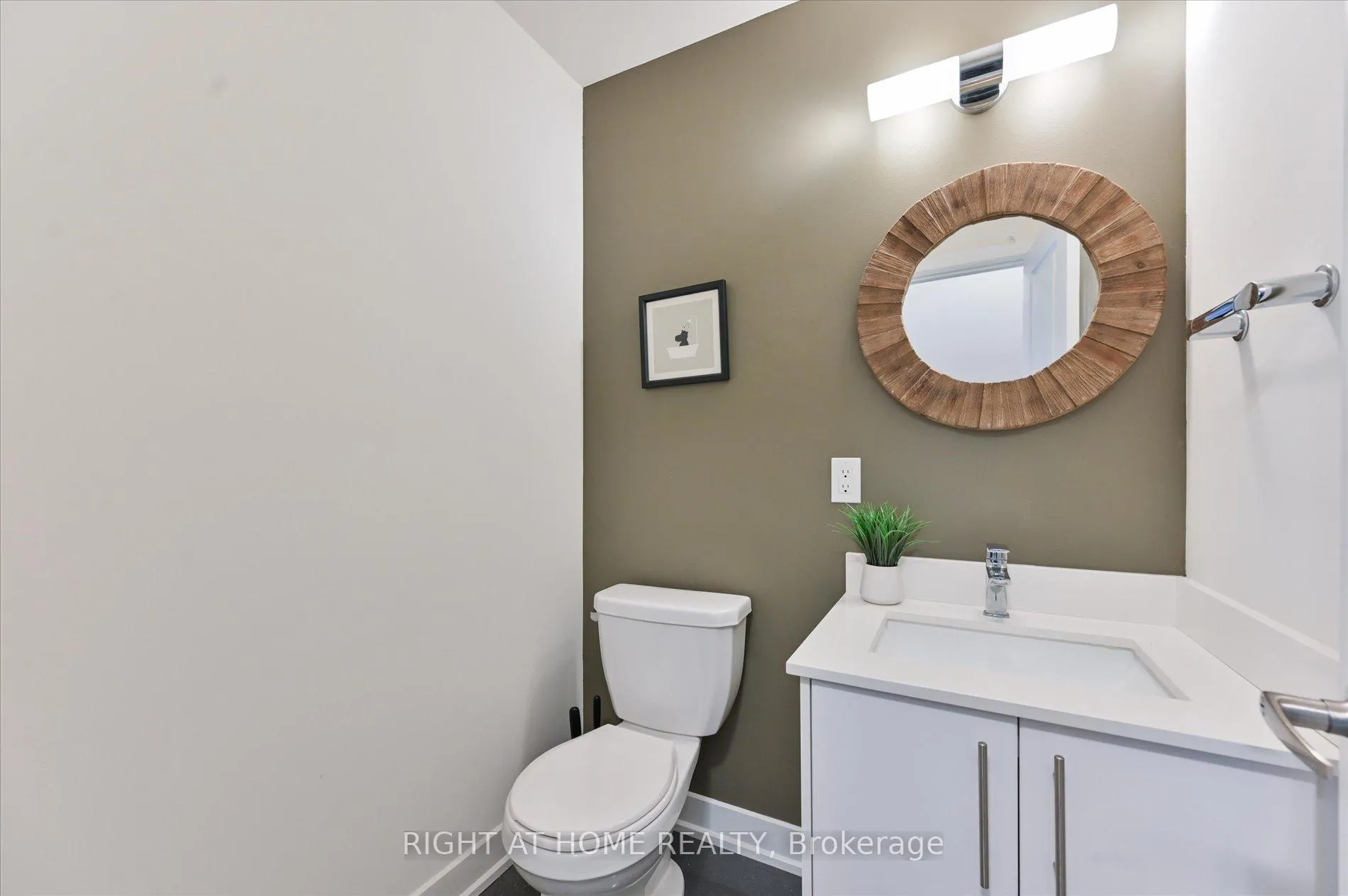 Photo 19 of 28 Pallock Hill Way, Whitby, Pringle Creek — HOMEH