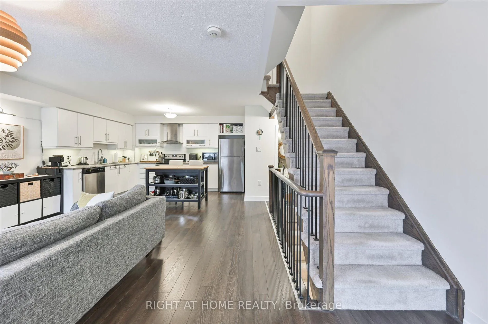 Photo 20 of 28 Pallock Hill Way, Whitby, Pringle Creek — HOMEH