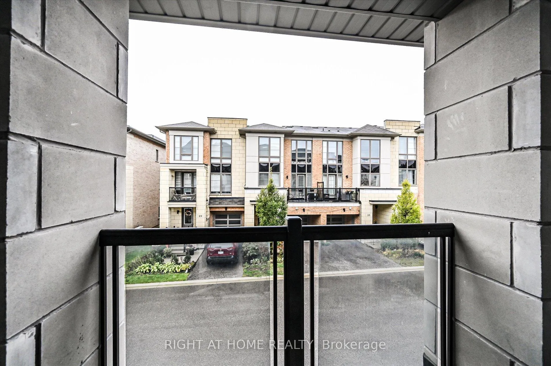 Photo 27 of 28 Pallock Hill Way, Whitby, Pringle Creek — HOMEH