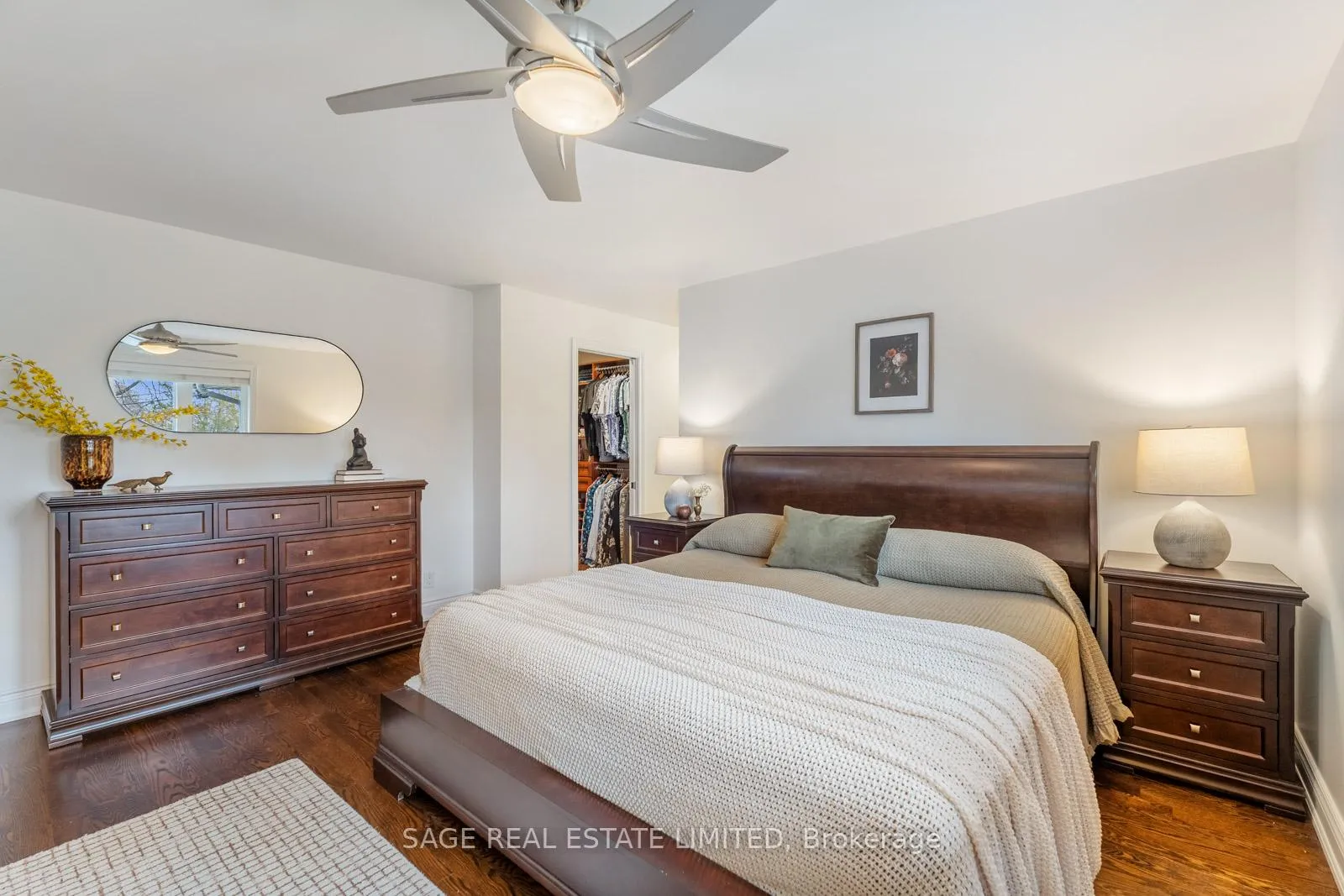 Photo 21 of 31 Ashwood Crescent, Etobicoke, Princess-Rosethorn — HOMEH