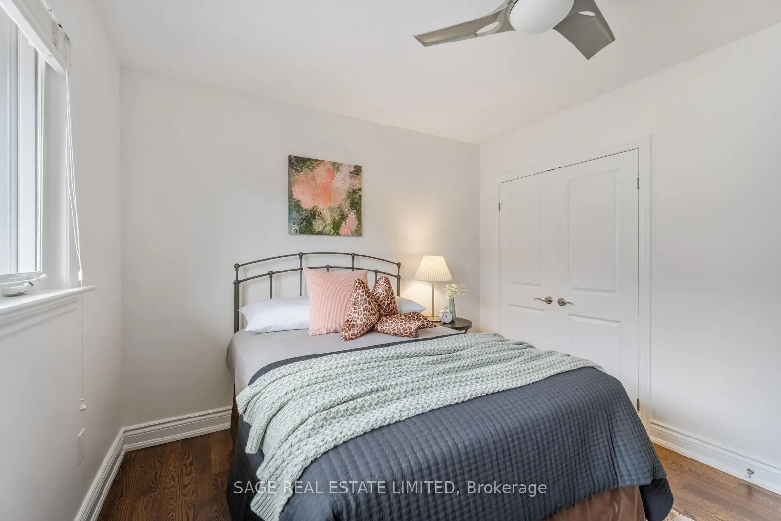 Photo 29 of 31 Ashwood Crescent, Etobicoke, Princess-Rosethorn — HOMEH