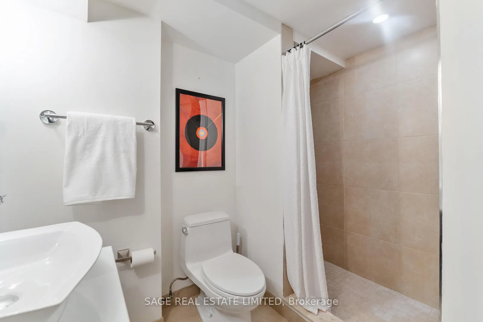 Photo 39 of 31 Ashwood Crescent, Etobicoke, Princess-Rosethorn — HOMEH
