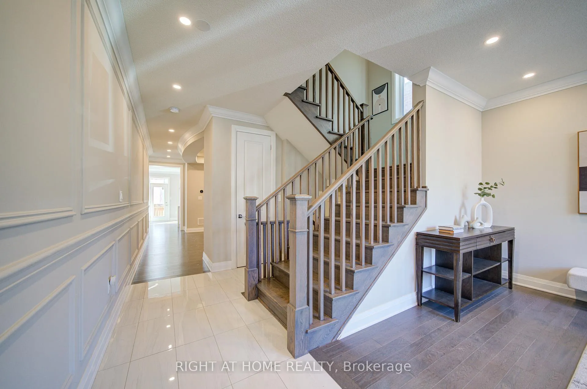 Photo 3 of 3007 Hollyberry Trail, Pickering, Rural Pickering — HOMEH
