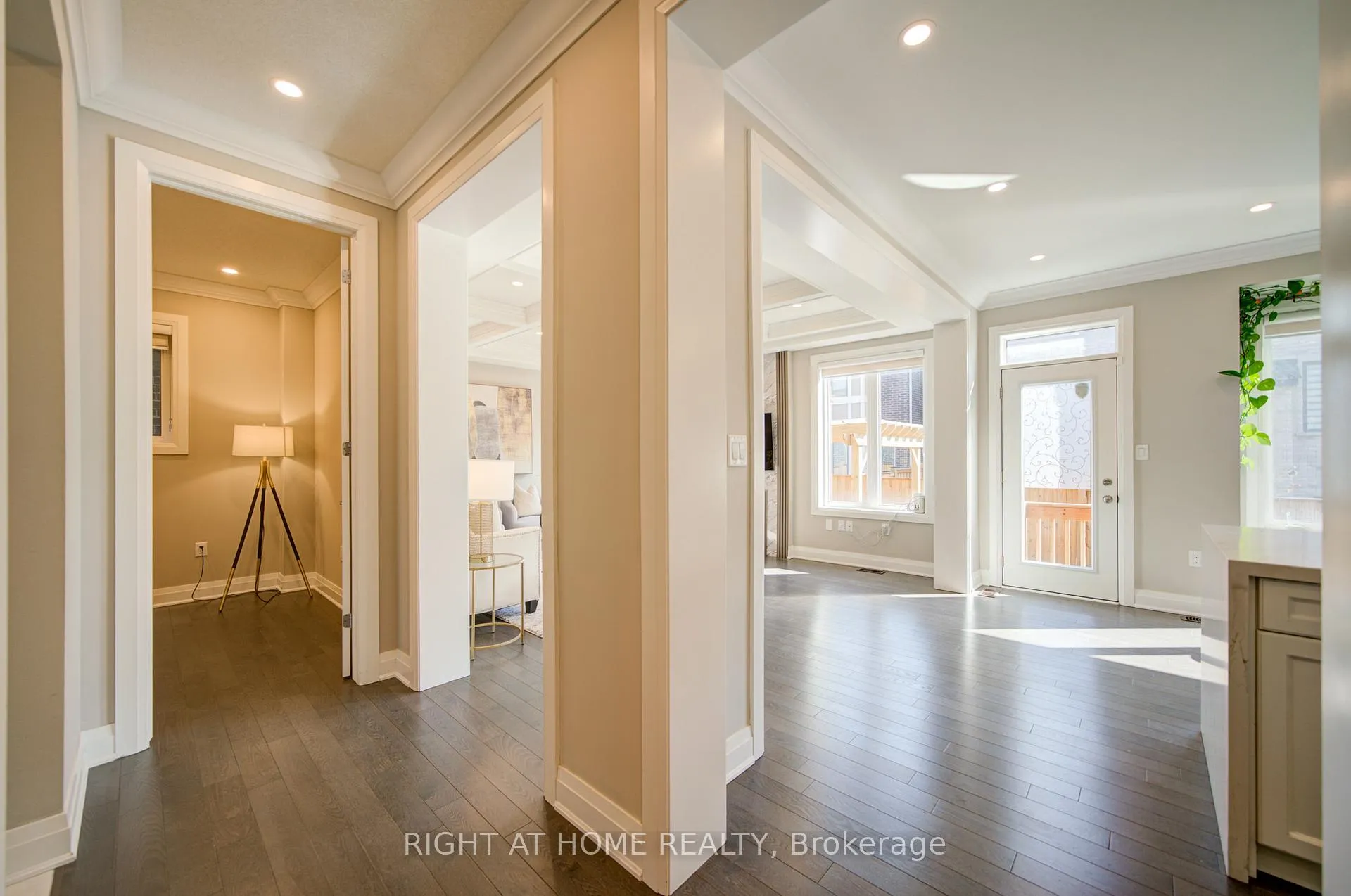 Photo 10 of 3007 Hollyberry Trail, Pickering, Rural Pickering — HOMEH