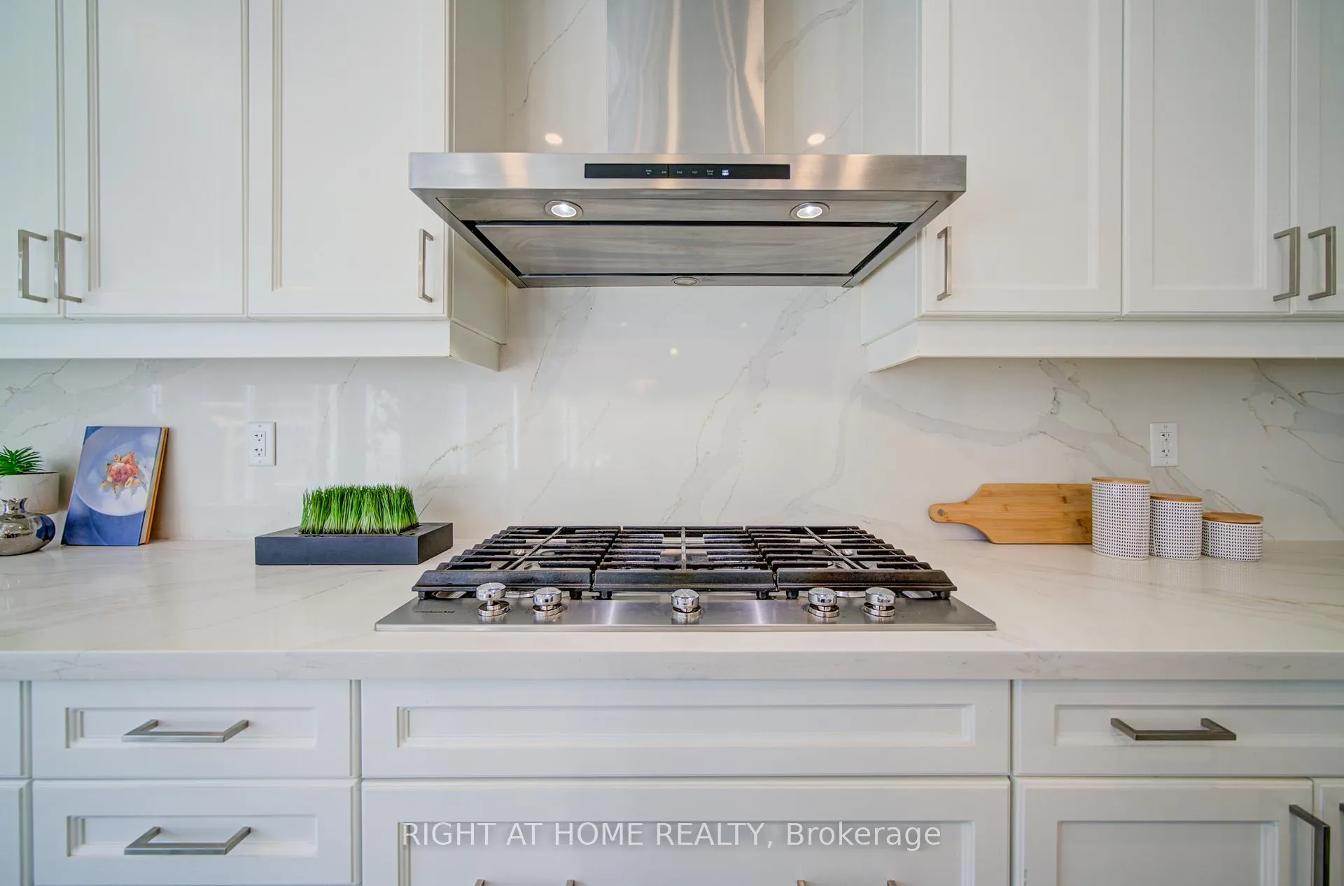 Photo 20 of 3007 Hollyberry Trail, Pickering, Rural Pickering — HOMEH