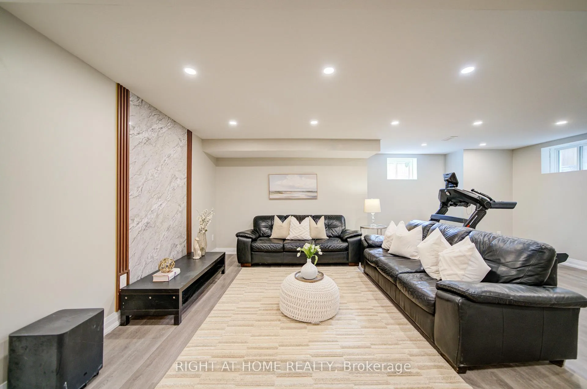 Photo 43 of 3007 Hollyberry Trail, Pickering, Rural Pickering — HOMEH