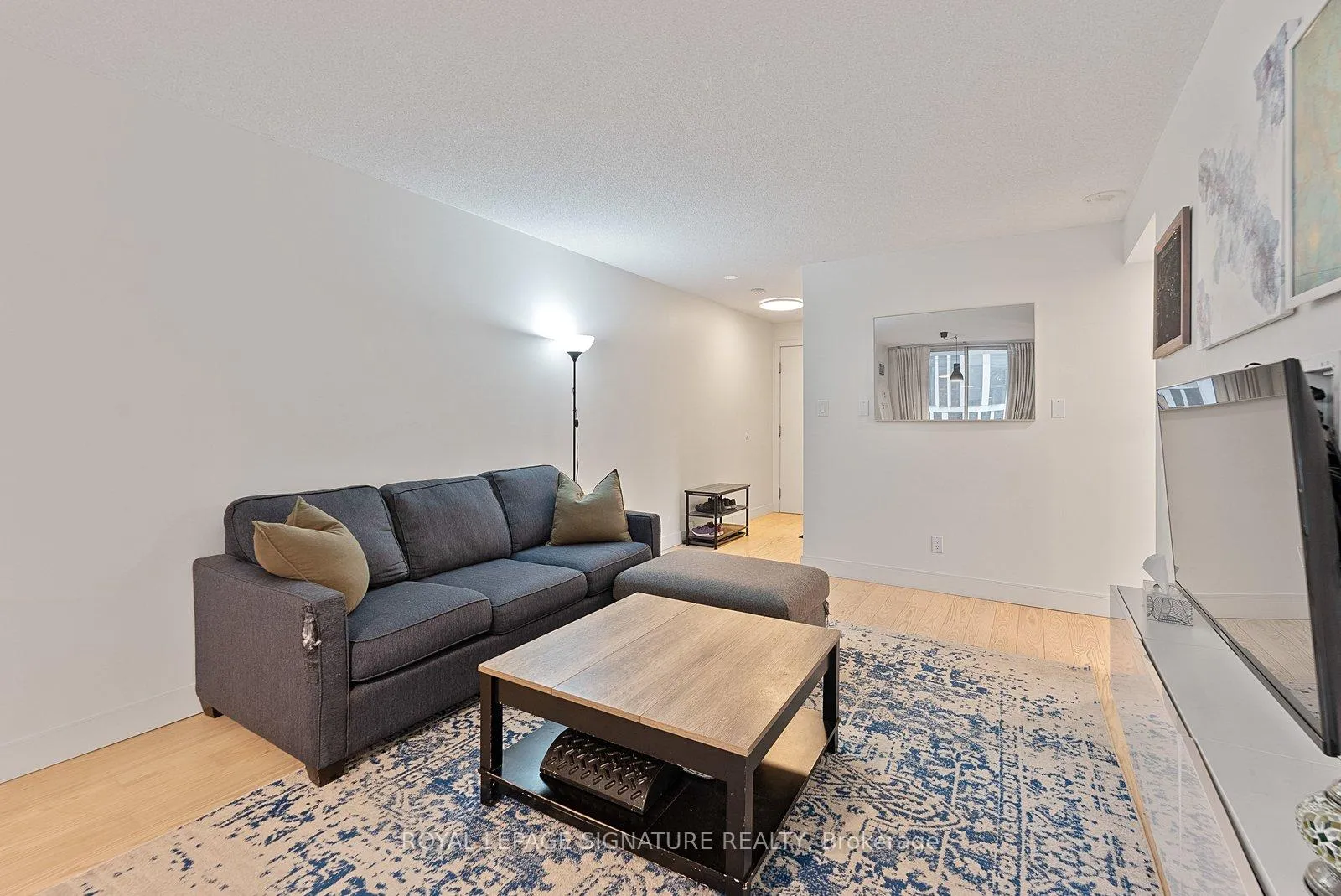 Photo 4 of Unit 412, 323 Richmond Street E, Toronto, Moss Park — HOMEH
