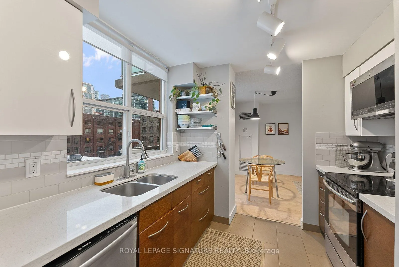 Photo 8 of Unit 412, 323 Richmond Street E, Toronto, Moss Park — HOMEH