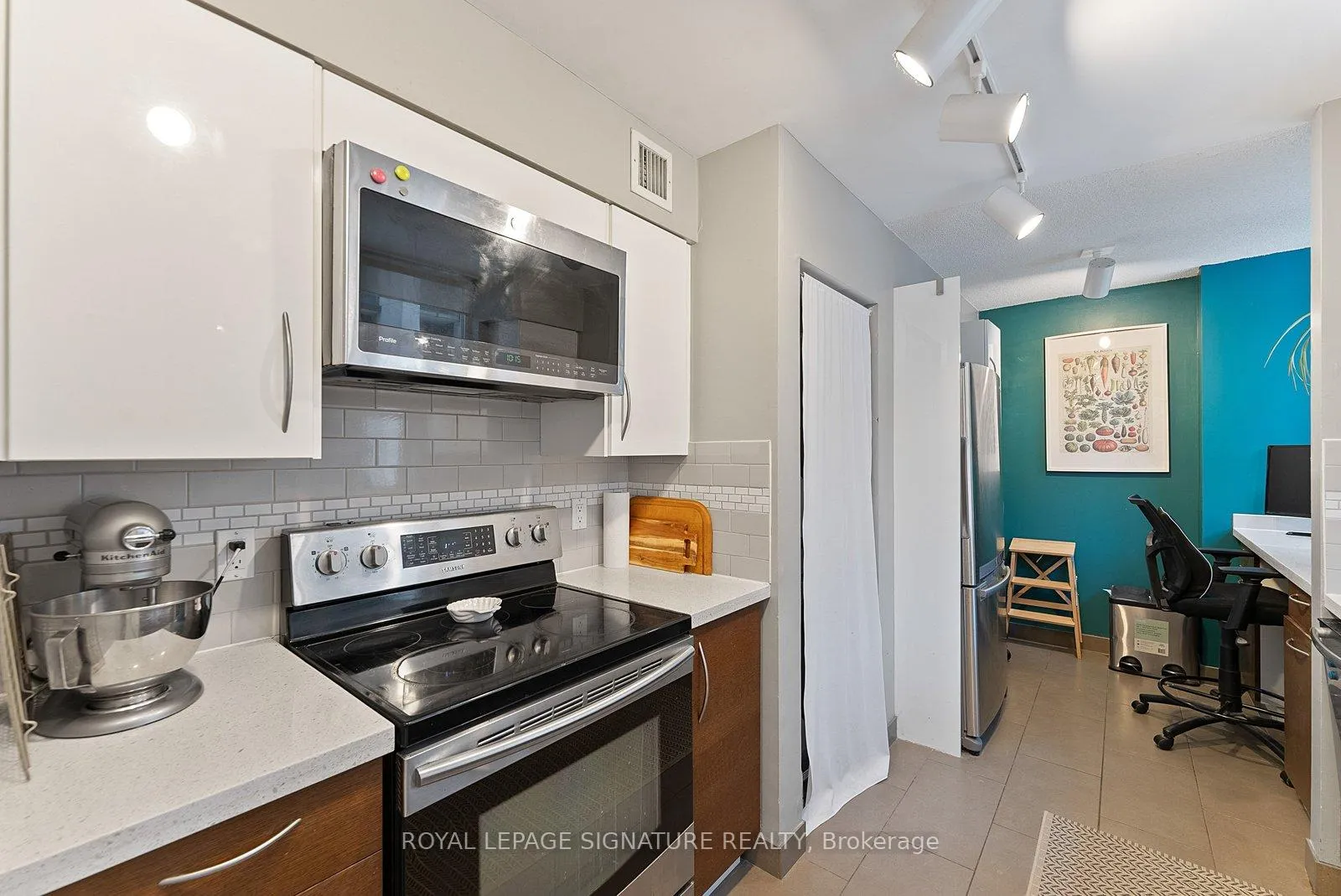 Photo 11 of Unit 412, 323 Richmond Street E, Toronto, Moss Park — HOMEH