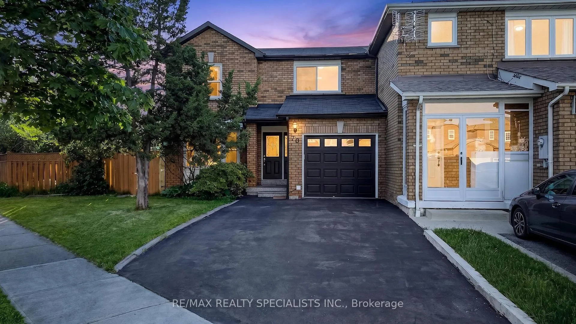Photo 3 of 70 Tulip Drive, Brampton, Fletcher's Creek South — HOMEH