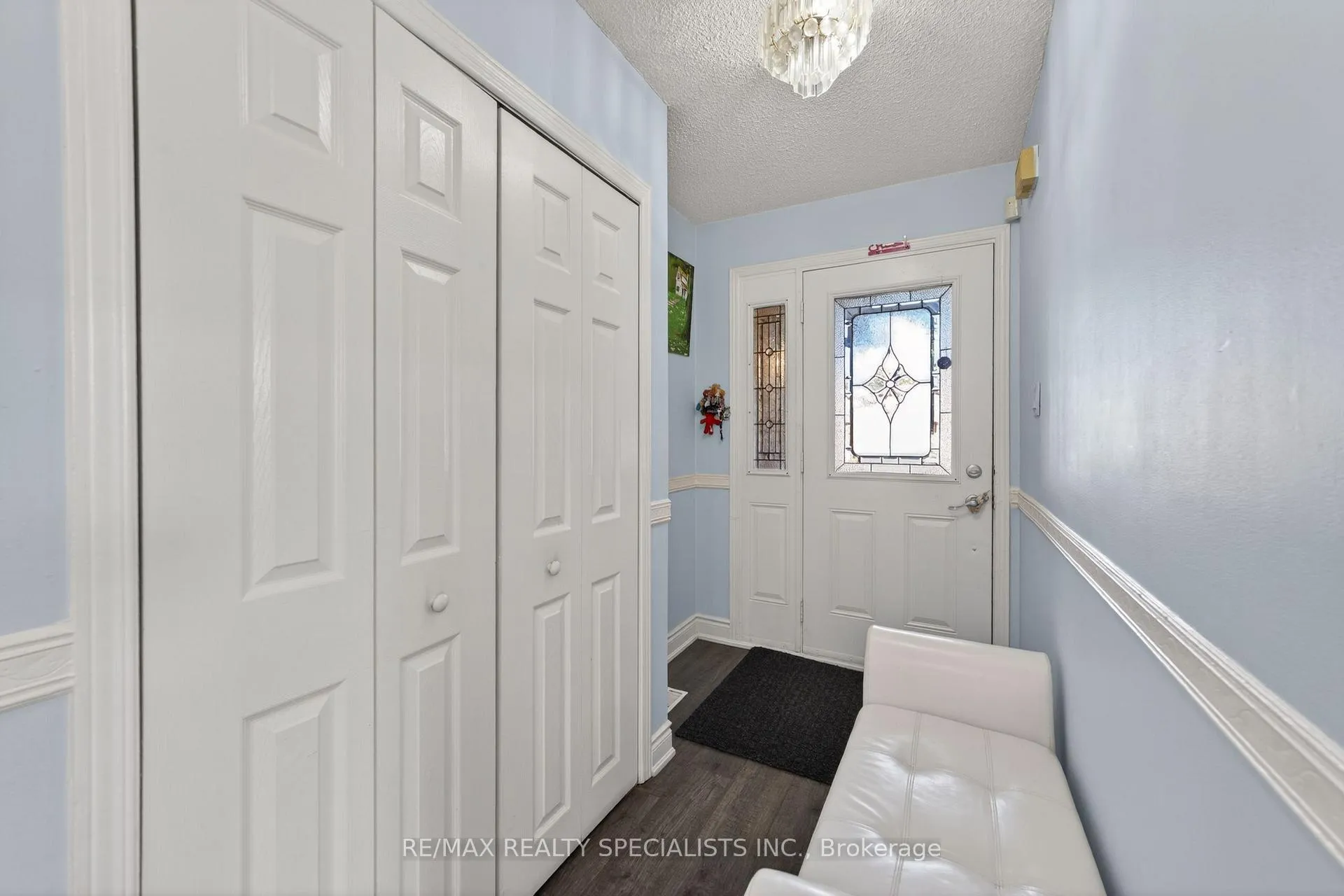 Photo 10 of 70 Tulip Drive, Brampton, Fletcher's Creek South — HOMEH