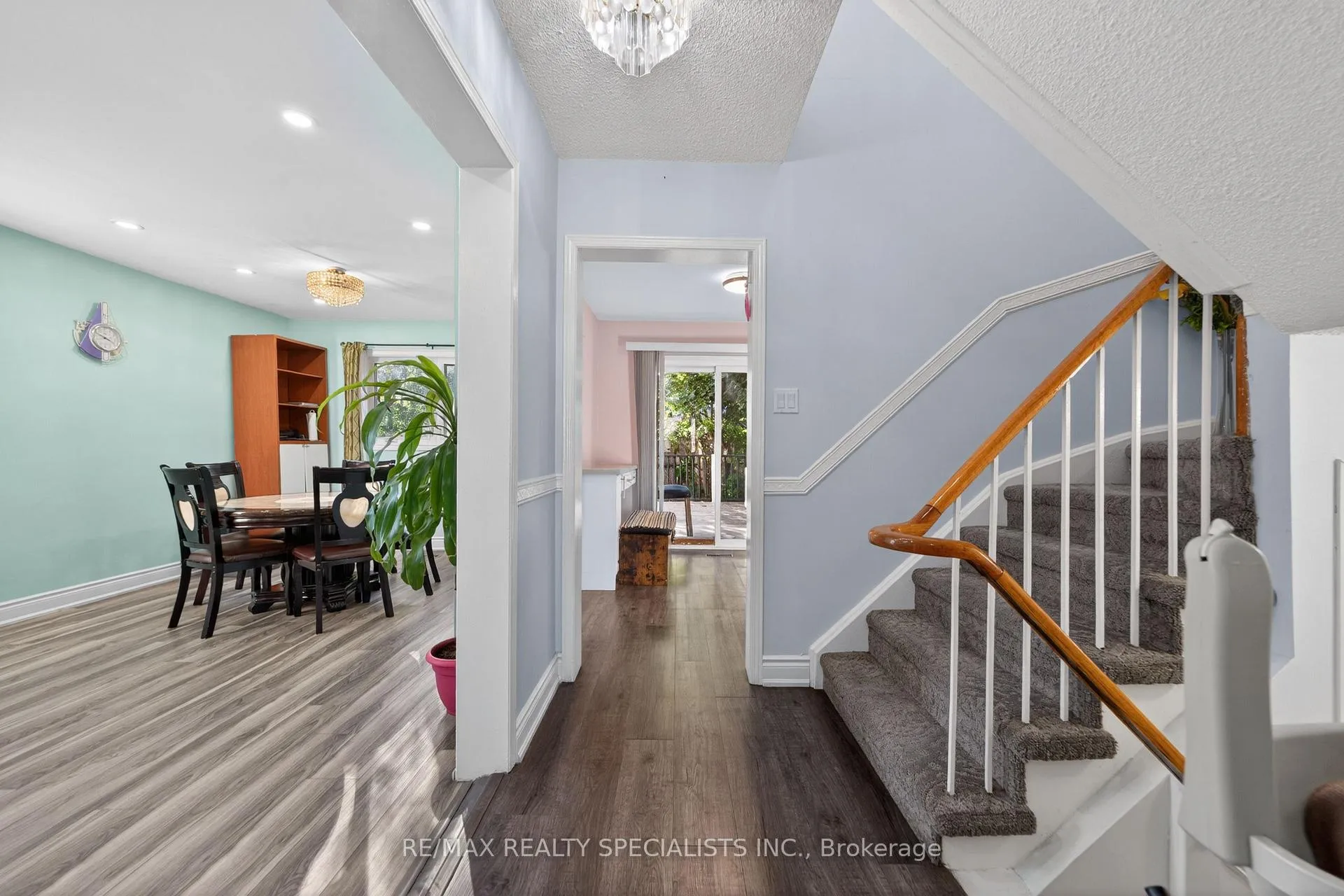 Photo 11 of 70 Tulip Drive, Brampton, Fletcher's Creek South — HOMEH
