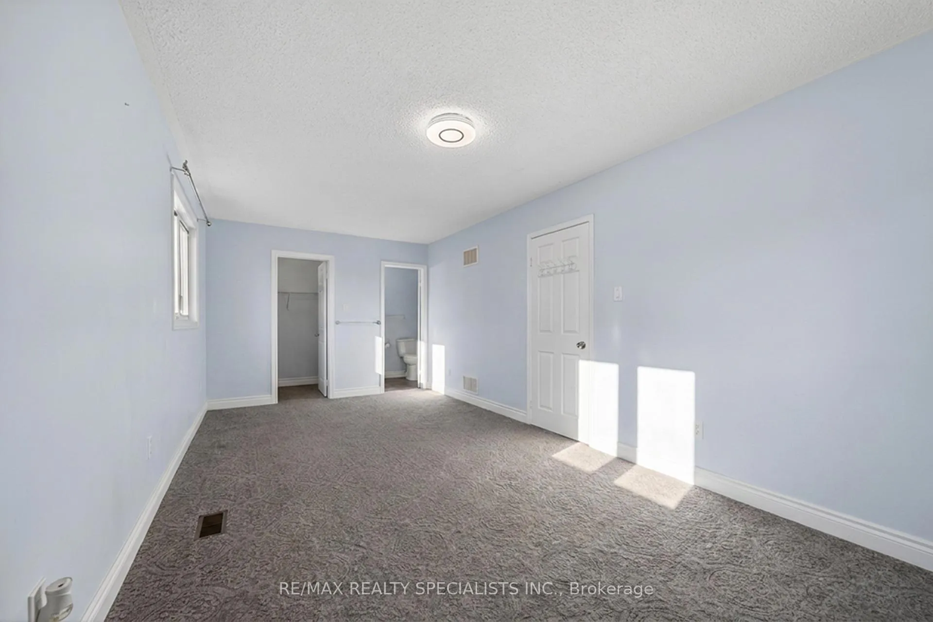 Photo 32 of 70 Tulip Drive, Brampton, Fletcher's Creek South — HOMEH