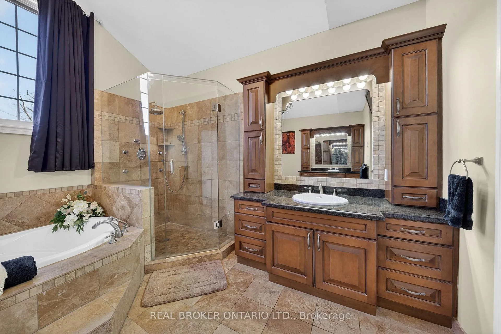 Photo 24 of 2600 Maple Street, Pelham, North Pelham — HOMEH