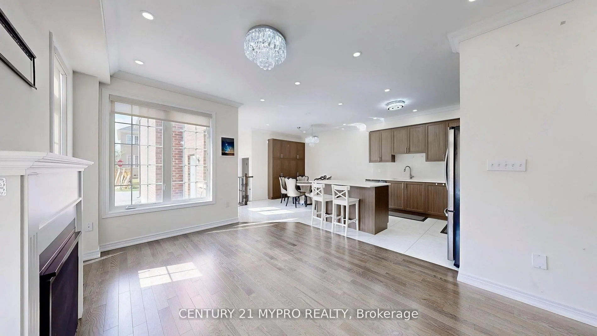 Photo 8 of 13 Rexford Drive N, Markham, Cornell — HOMEH