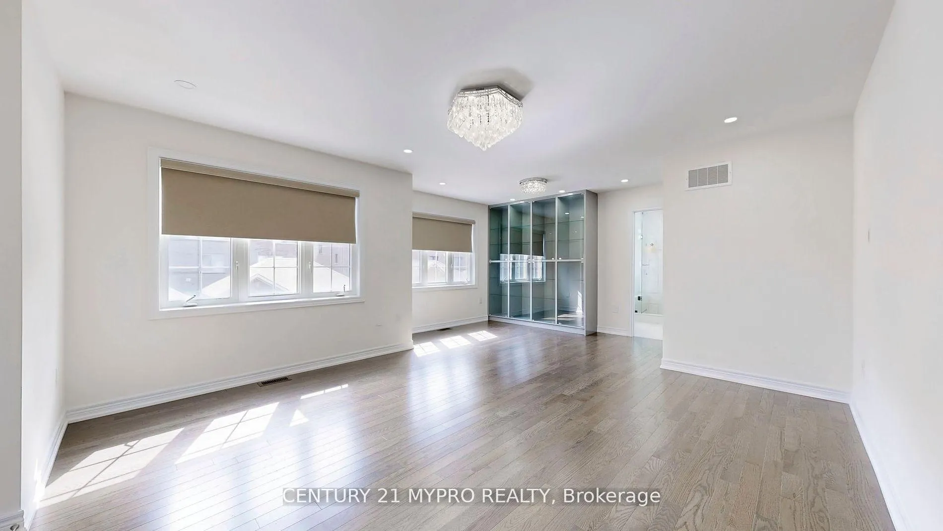 Photo 15 of 13 Rexford Drive N, Markham, Cornell — HOMEH
