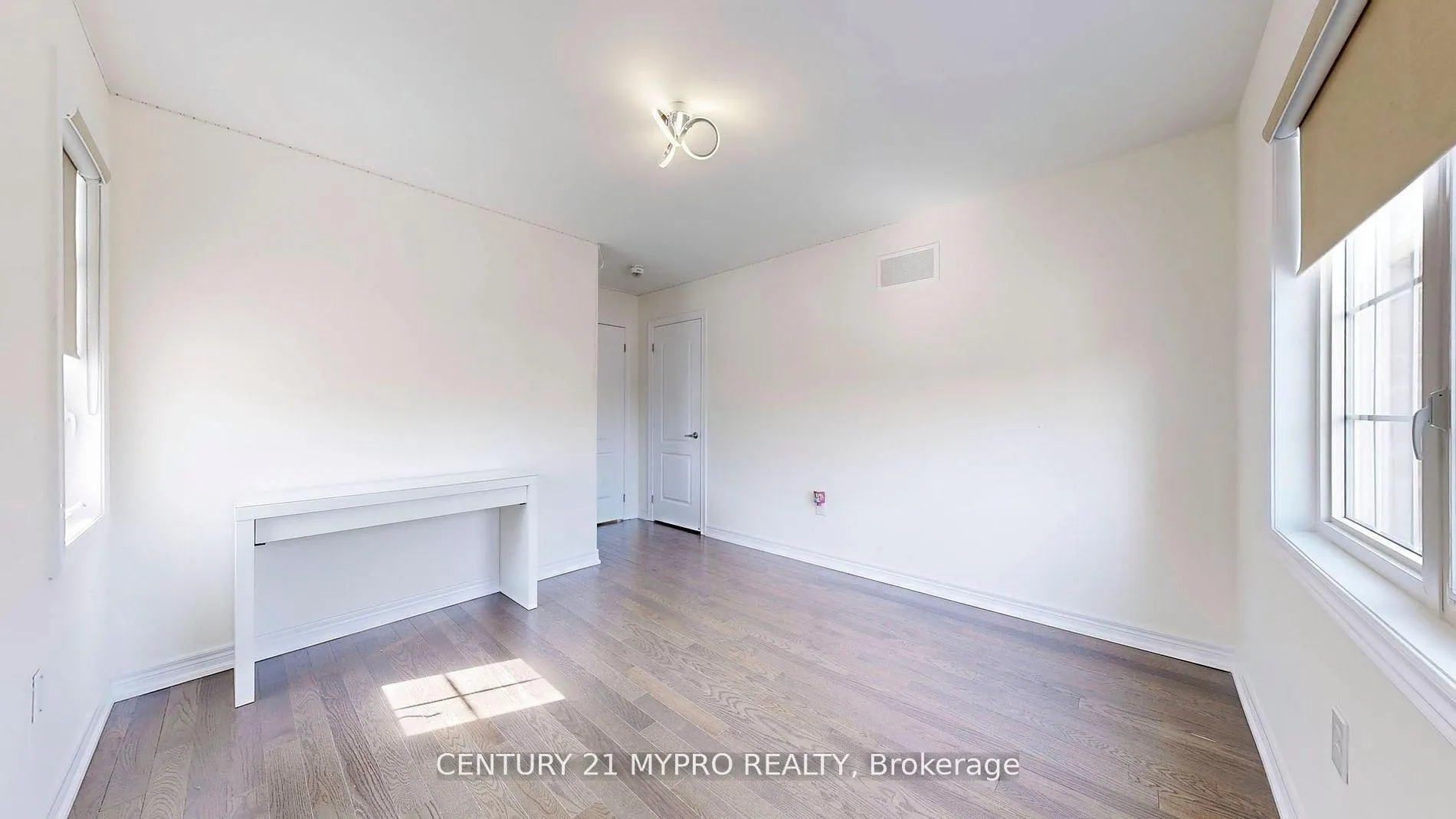 Photo 23 of 13 Rexford Drive N, Markham, Cornell — HOMEH