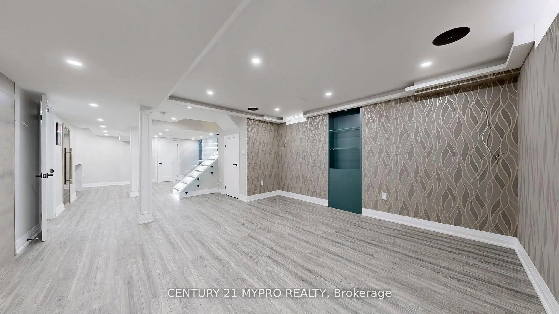 Photo 31 of 13 Rexford Drive N, Markham, Cornell — HOMEH