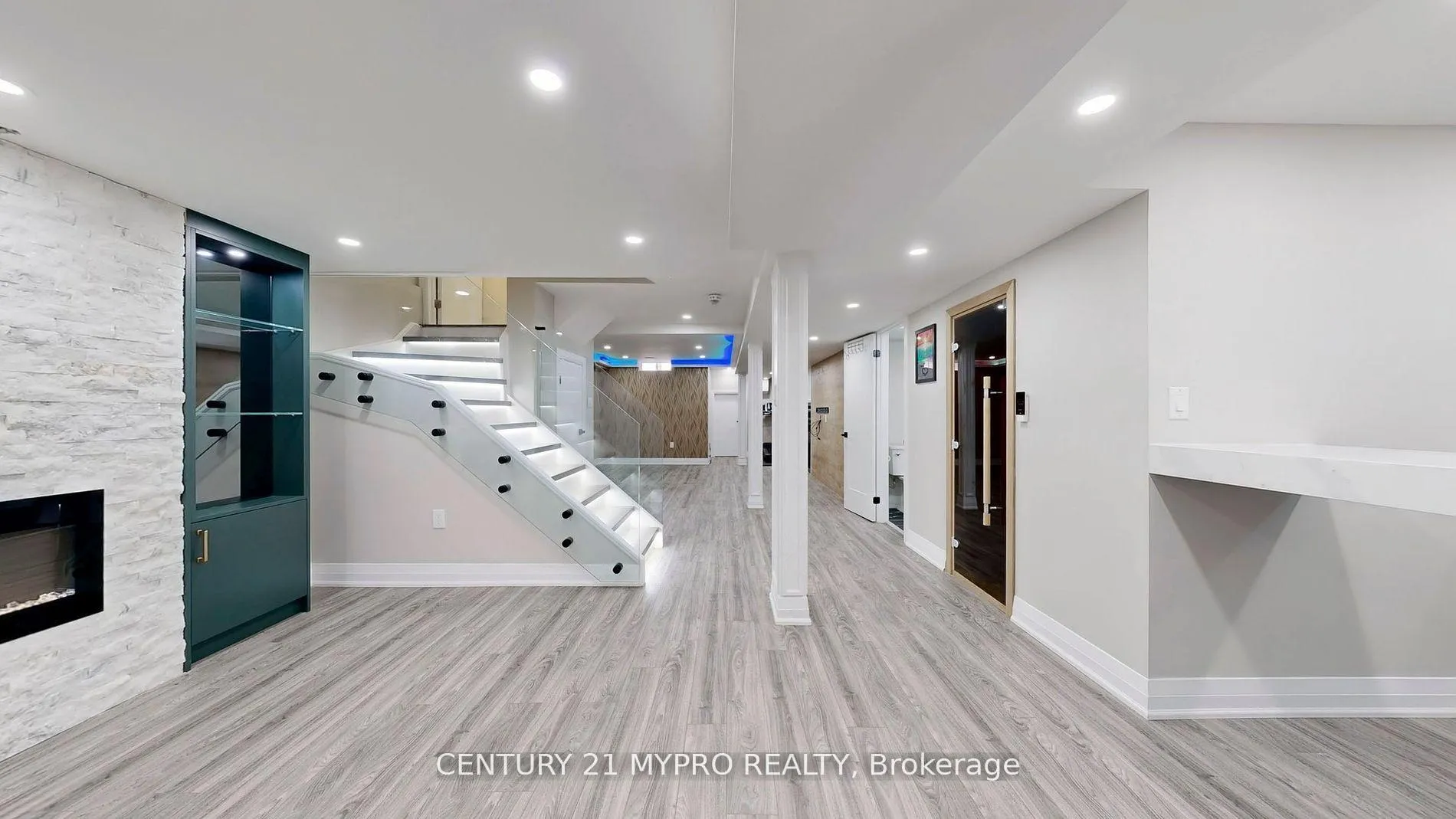 Photo 35 of 13 Rexford Drive N, Markham, Cornell — HOMEH