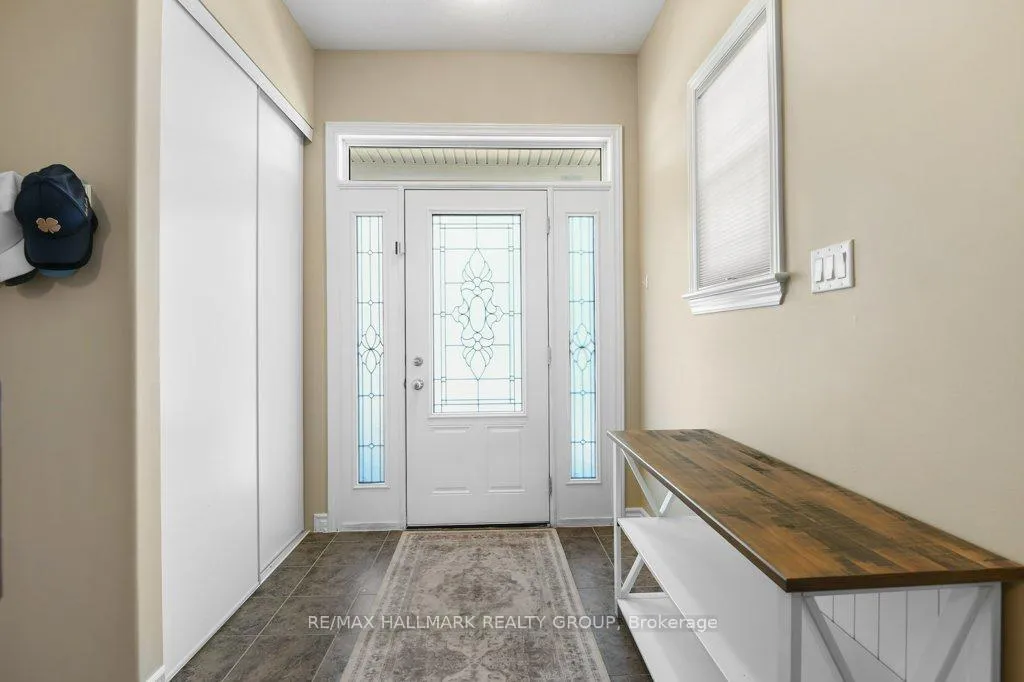 Photo 8 of 90 Carter Crescent, Arnprior — HOMEH
