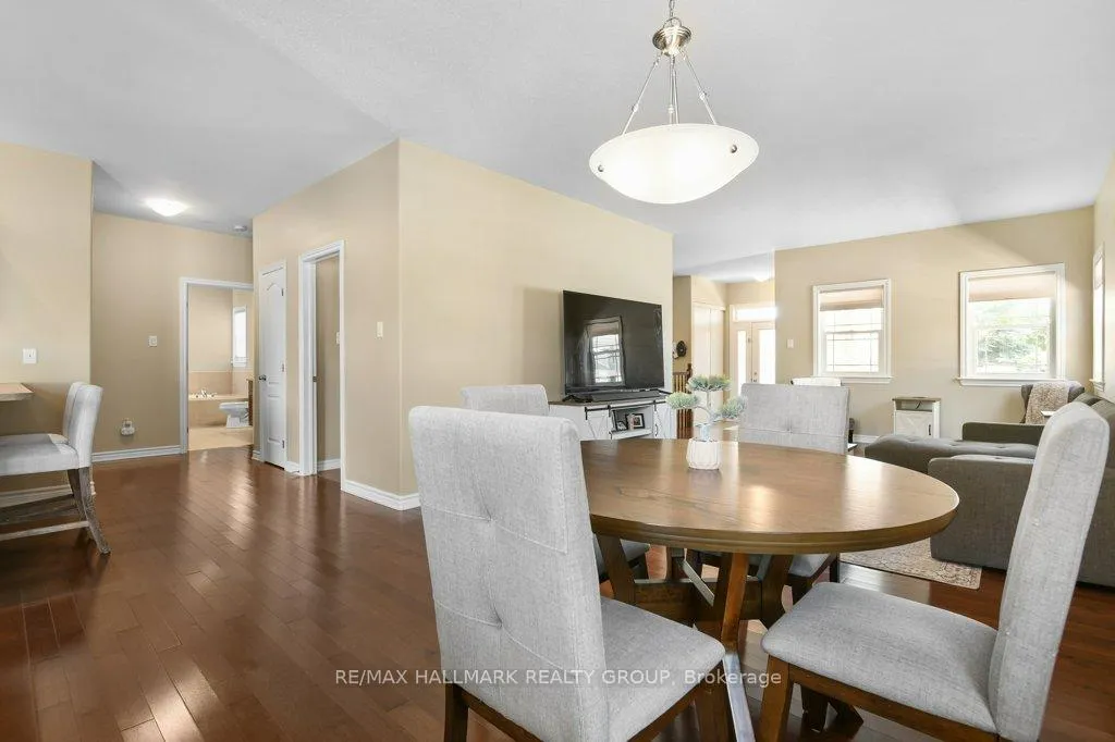 Photo 19 of 90 Carter Crescent, Arnprior — HOMEH