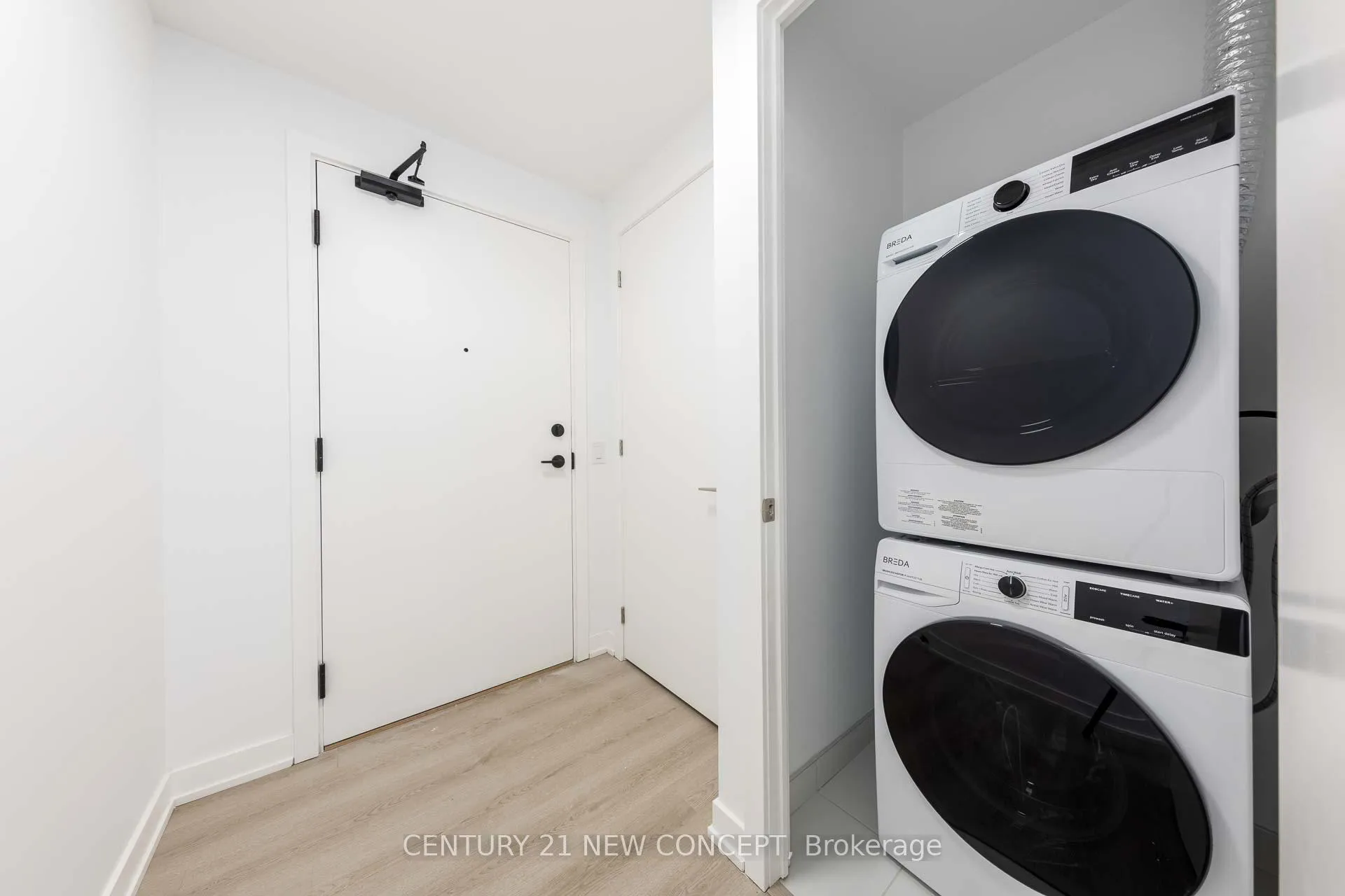 Photo 5 of Unit 3608, 100 Queen Street E, Toronto, Church-Yonge Corridor — HOMEH