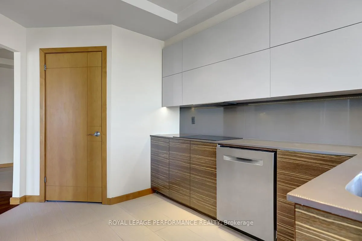 Photo 14 of Unit 2101, 38 Metropole Private, Ottawa, Westboro North — HOMEH