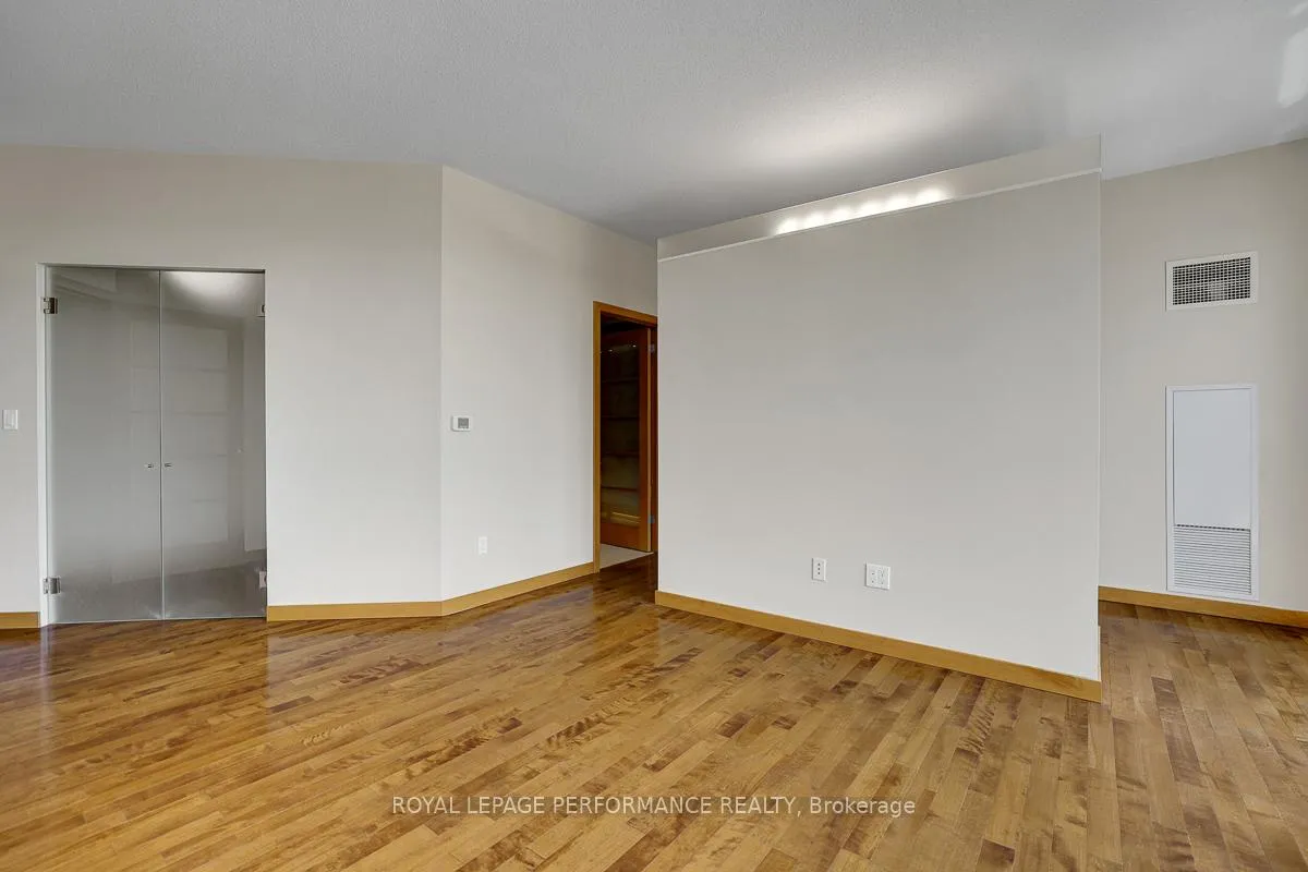 Photo 18 of Unit 2101, 38 Metropole Private, Ottawa, Westboro North — HOMEH