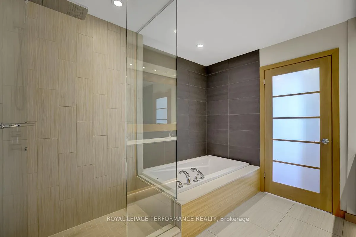 Photo 23 of Unit 2101, 38 Metropole Private, Ottawa, Westboro North — HOMEH