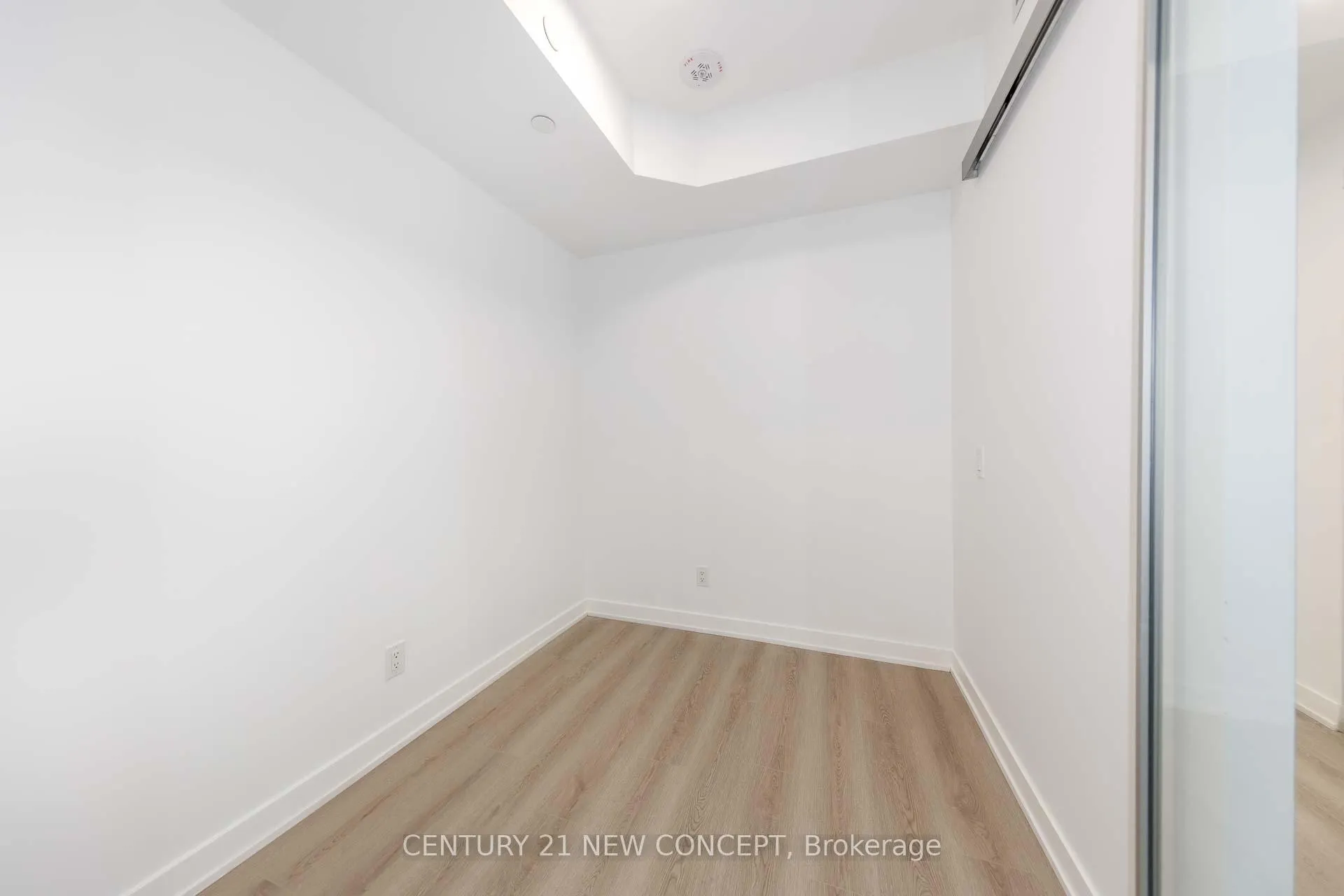 Photo 8 of Unit 307, 100 Queen Street E, Toronto, Church-Yonge Corridor — HOMEH