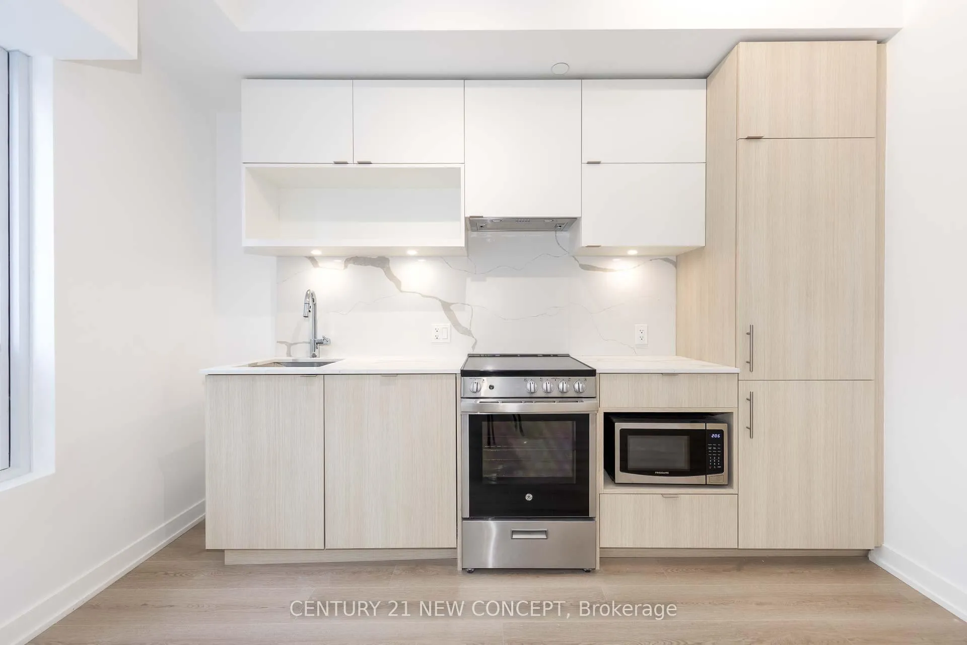 Photo 14 of Unit 307, 100 Queen Street E, Toronto, Church-Yonge Corridor — HOMEH