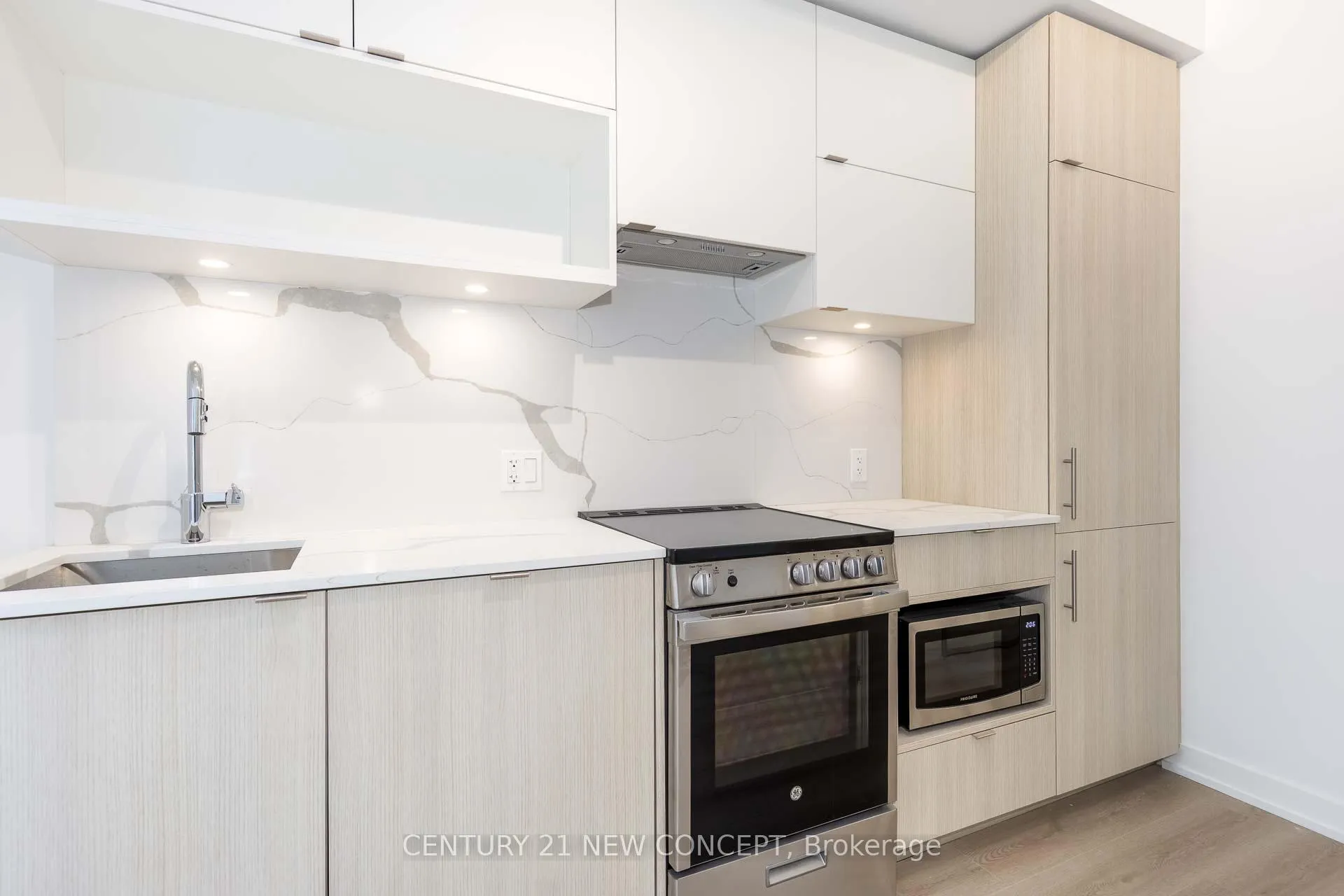 Photo 15 of Unit 307, 100 Queen Street E, Toronto, Church-Yonge Corridor — HOMEH