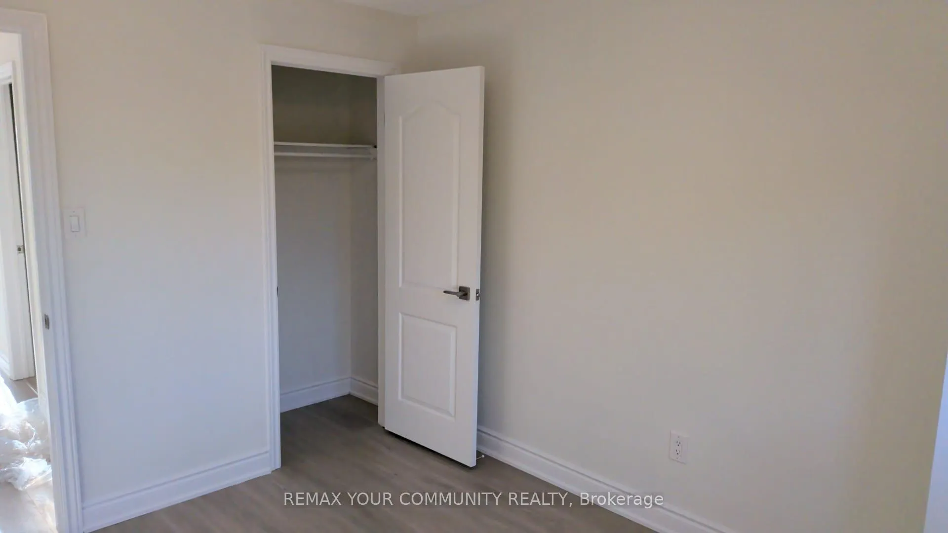 Photo 16 of 4 Malabar Crescent, Brampton, Central Park — HOMEH
