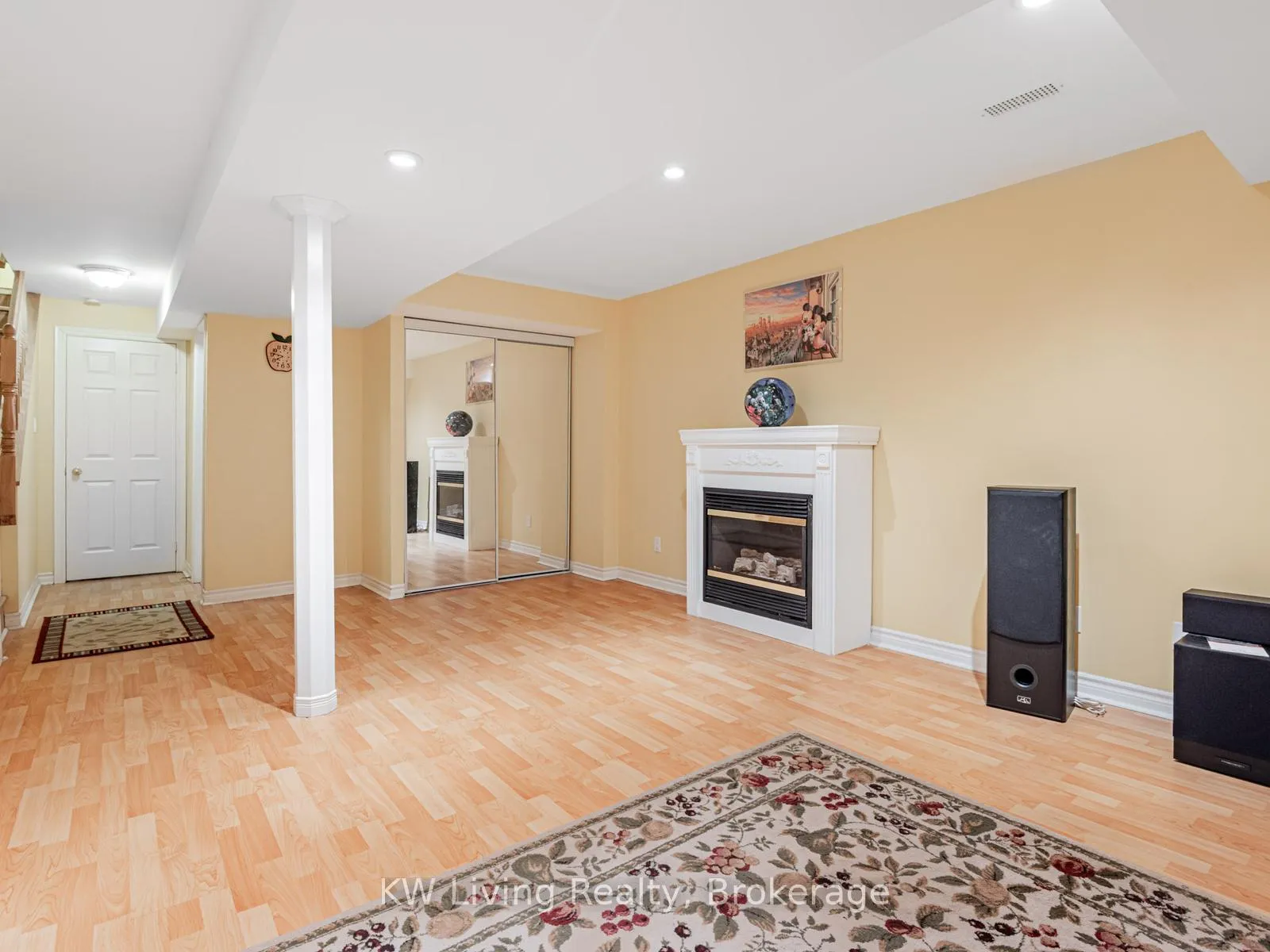 Photo 18 of 253 Milliken Meadows Drive, Markham, Milliken Mills West — HOMEH