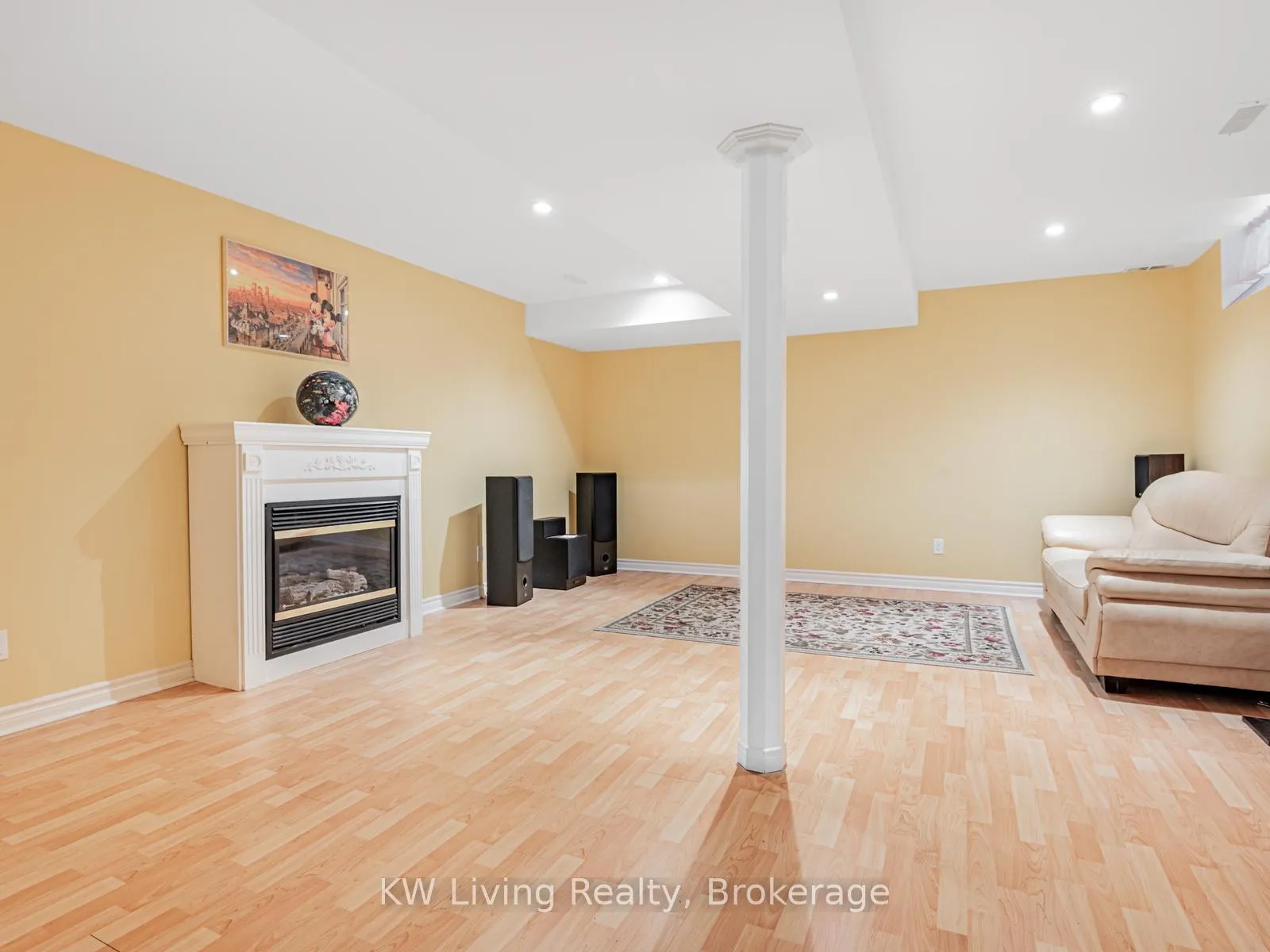 Photo 19 of 253 Milliken Meadows Drive, Markham, Milliken Mills West — HOMEH