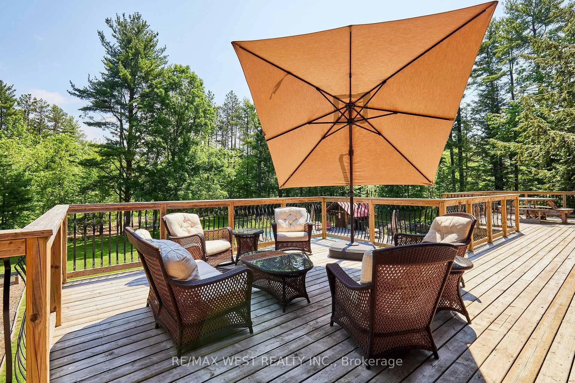 Photo 9 of 9 Sumac Court, Clarington, Rural Clarington — HOMEH