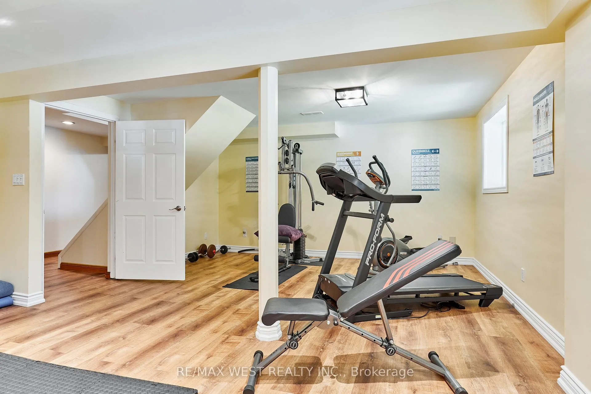 Photo 19 of 9 Sumac Court, Clarington, Rural Clarington — HOMEH