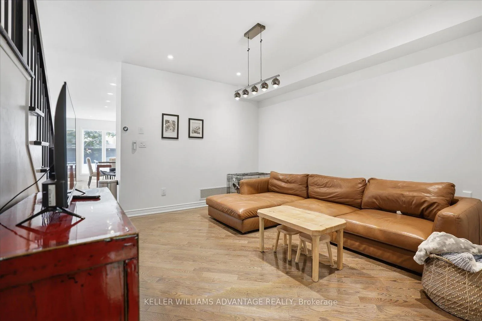 Photo 7 of Unit Main, 40 Sarah Ashbridge Avenue, Toronto, The Beaches — HOMEH