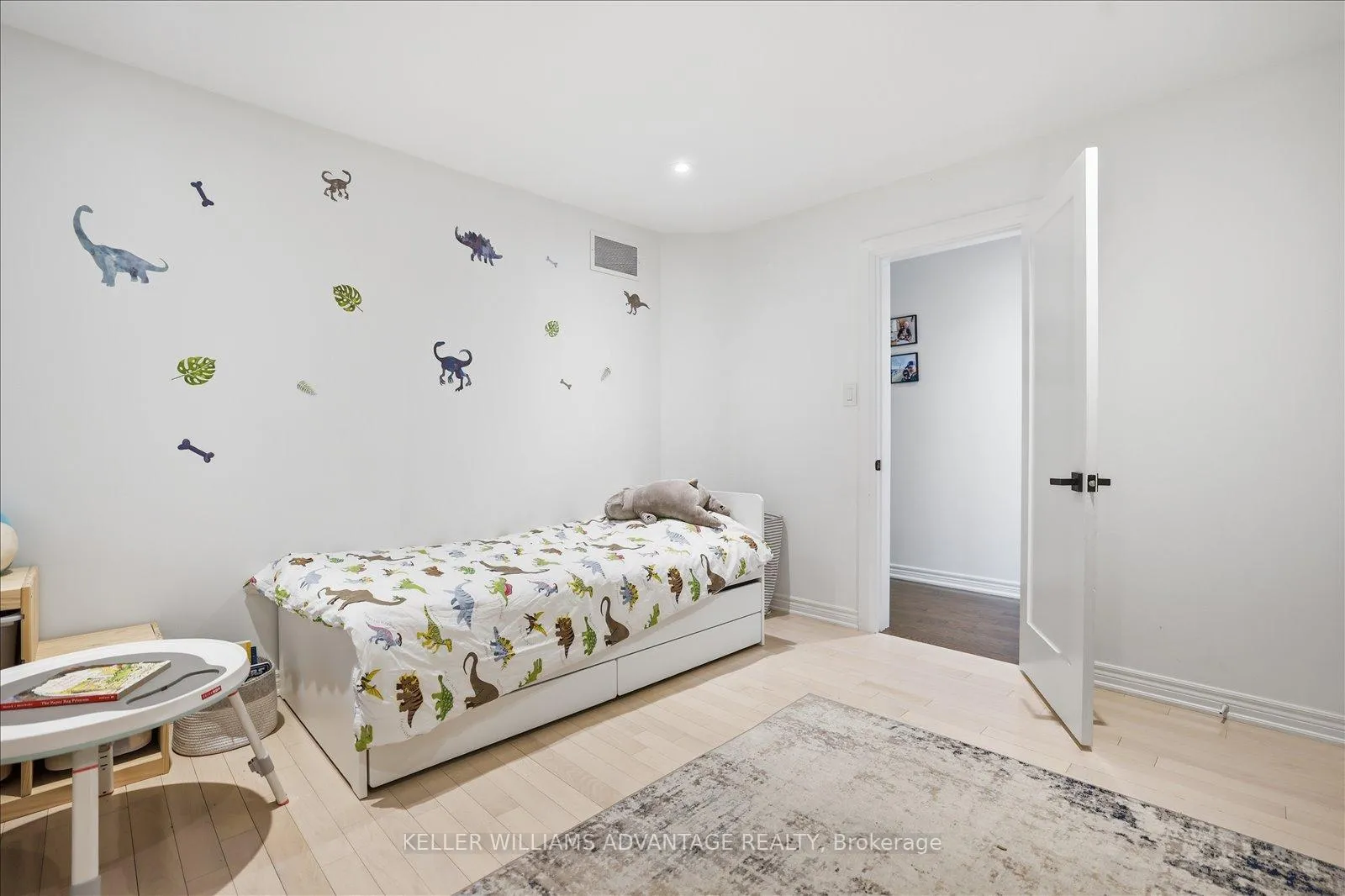 Photo 17 of Unit Main, 40 Sarah Ashbridge Avenue, Toronto, The Beaches — HOMEH