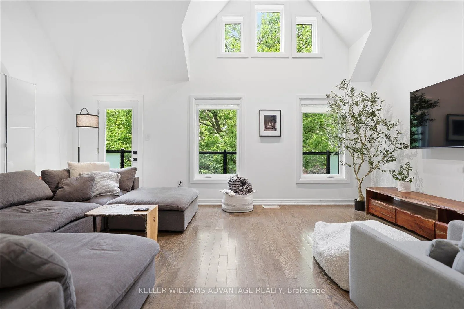 Photo 23 of Unit Main, 40 Sarah Ashbridge Avenue, Toronto, The Beaches — HOMEH