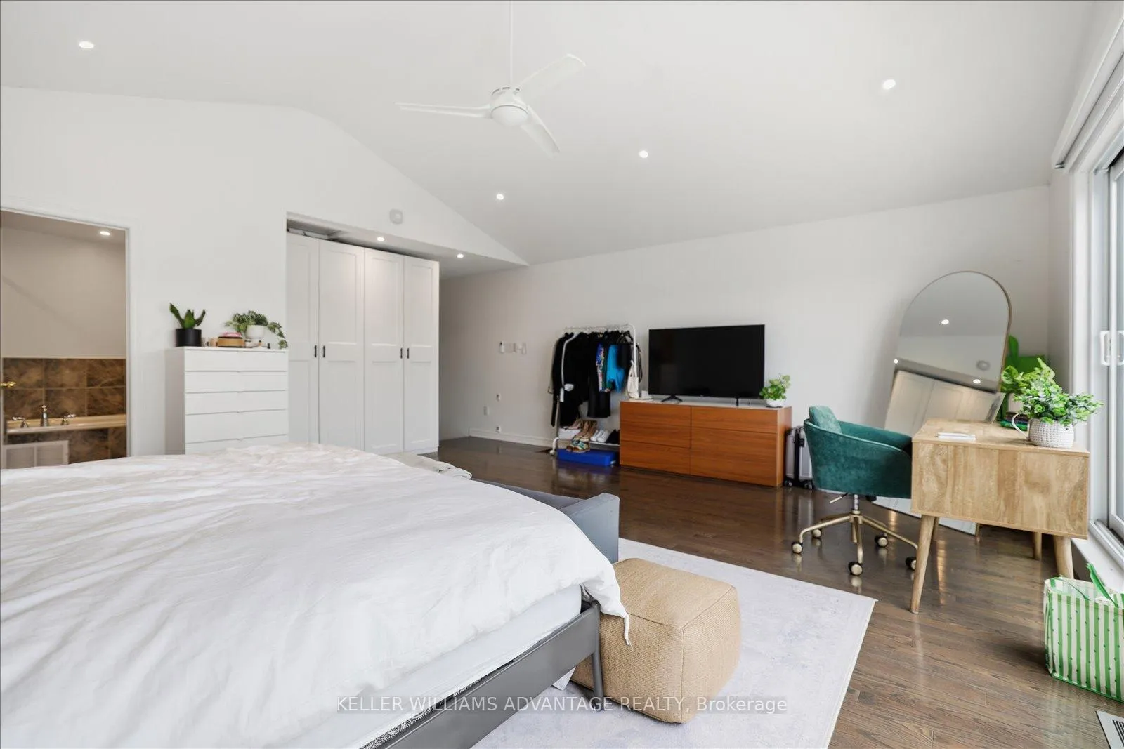 Photo 32 of Unit Main, 40 Sarah Ashbridge Avenue, Toronto, The Beaches — HOMEH