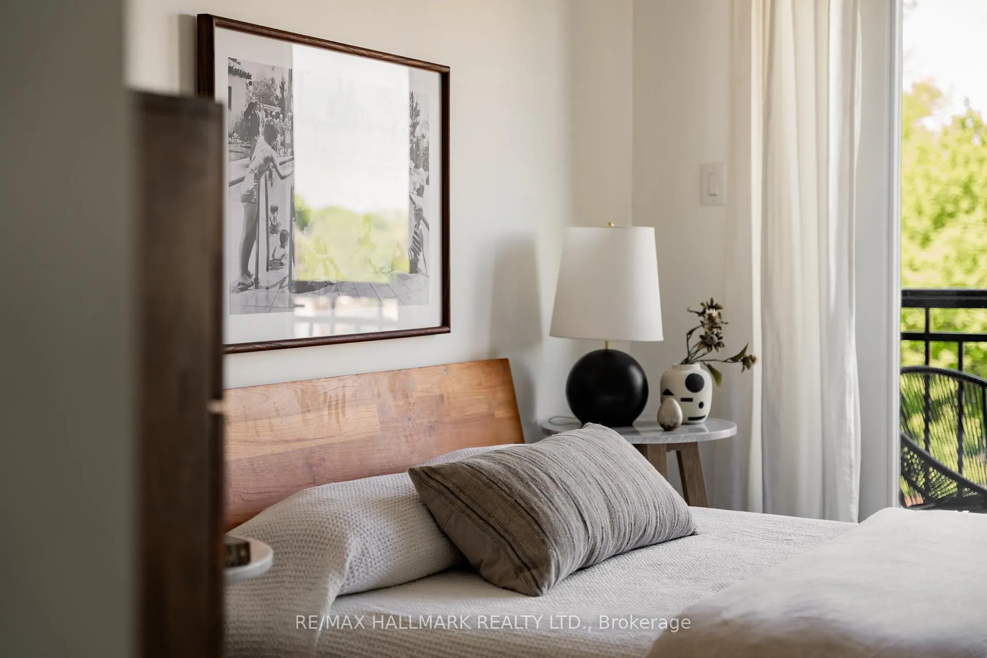 Photo 9 of Unit 15, 100 Coxwell Avenue, Toronto, Greenwood-Coxwell — HOMEH