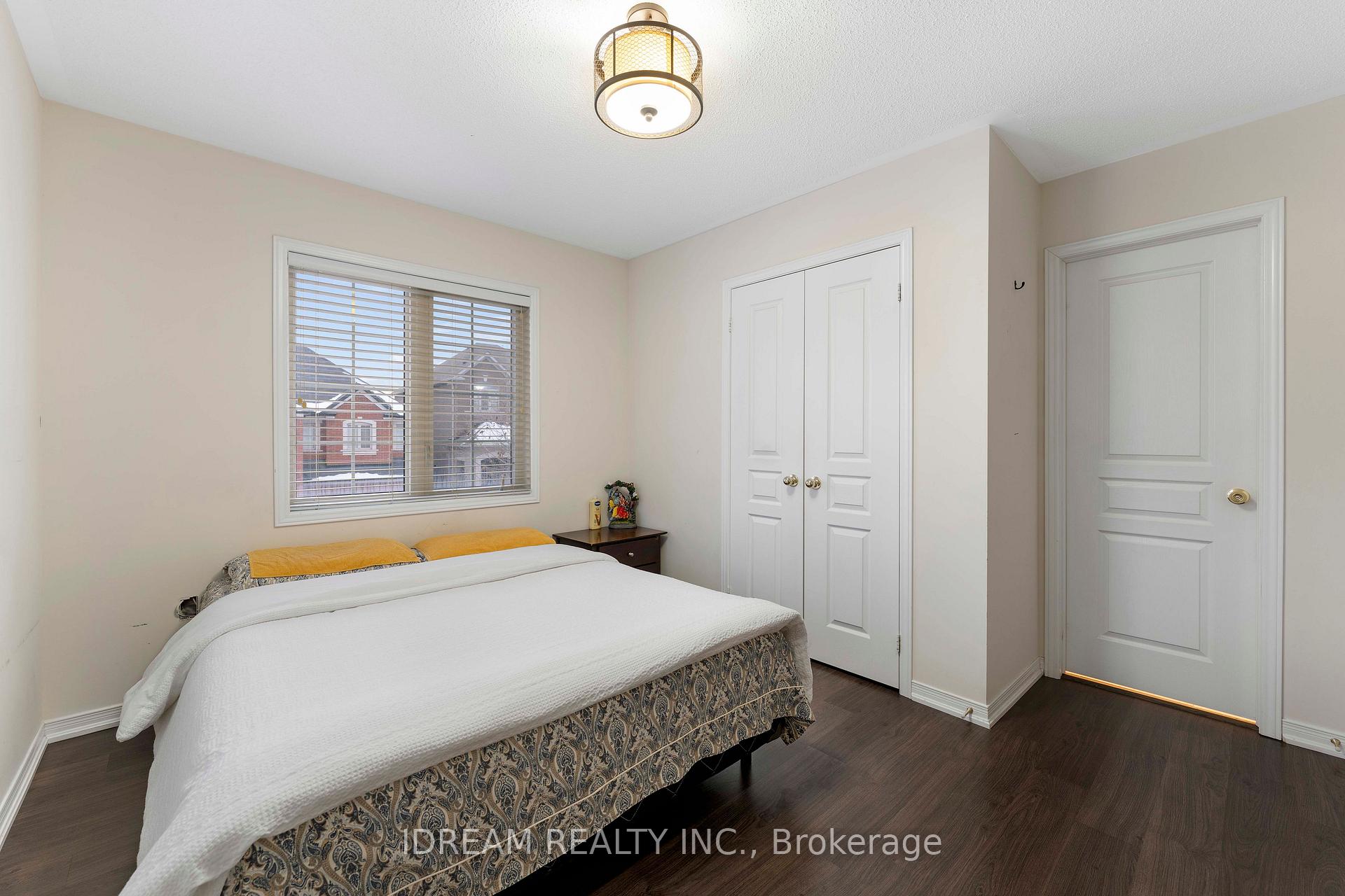 Photo 17 of 80 Fallmeadow Circle, Brampton, Credit Valley — HOMEH