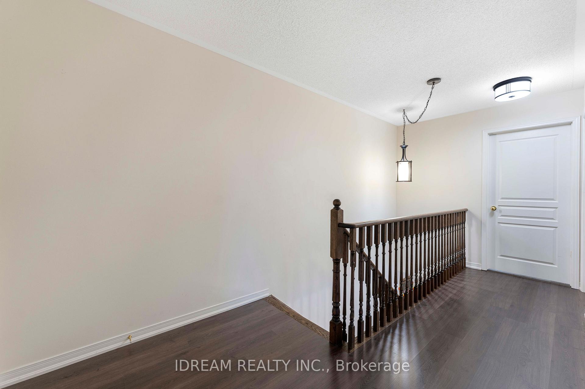 Photo 25 of 80 Fallmeadow Circle, Brampton, Credit Valley — HOMEH