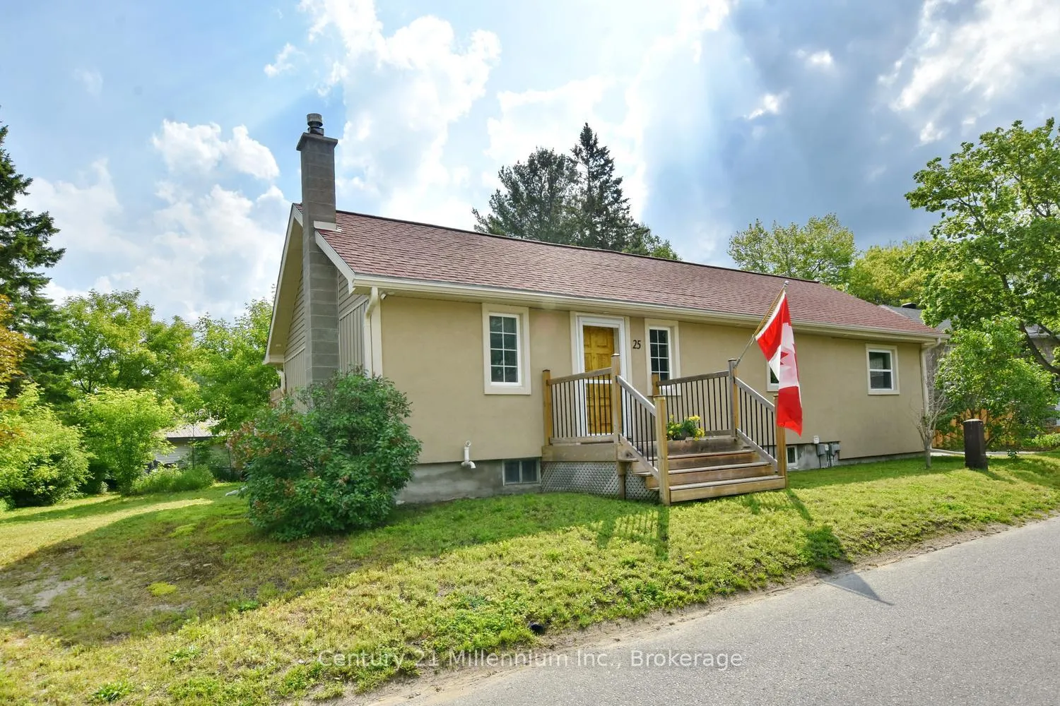 Photo 48 of 25 Berkely Street, Wasaga Beach — HOMEH