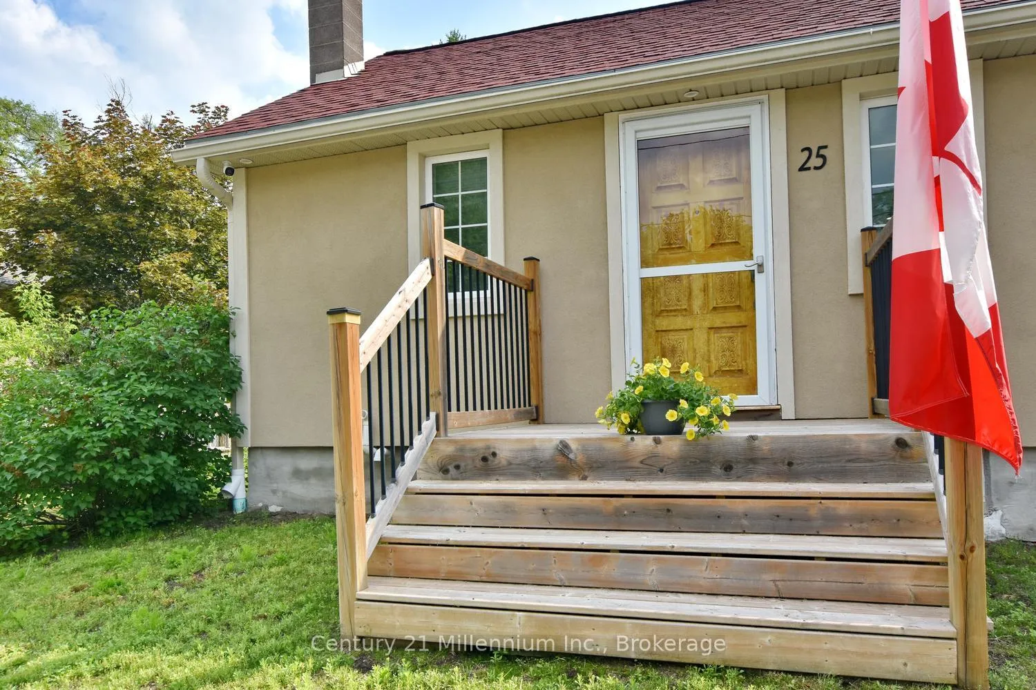 Photo 51 of 25 Berkely Street, Wasaga Beach — HOMEH