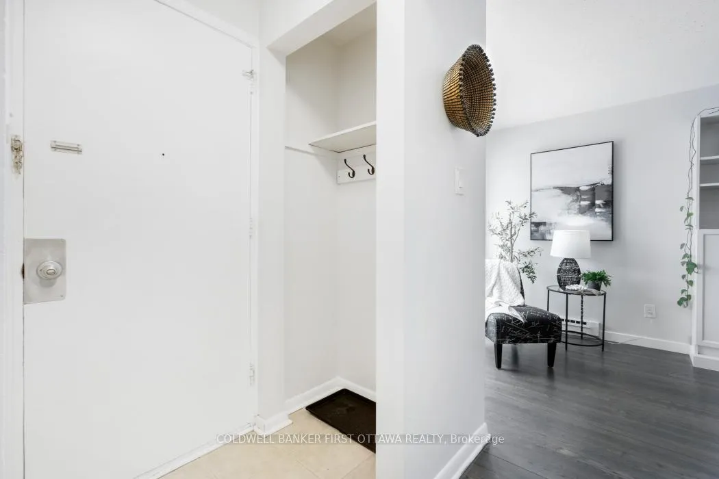 Photo 2 of 2682B Moncton Road, Ottawa, Queensway Terrace North — HOMEH